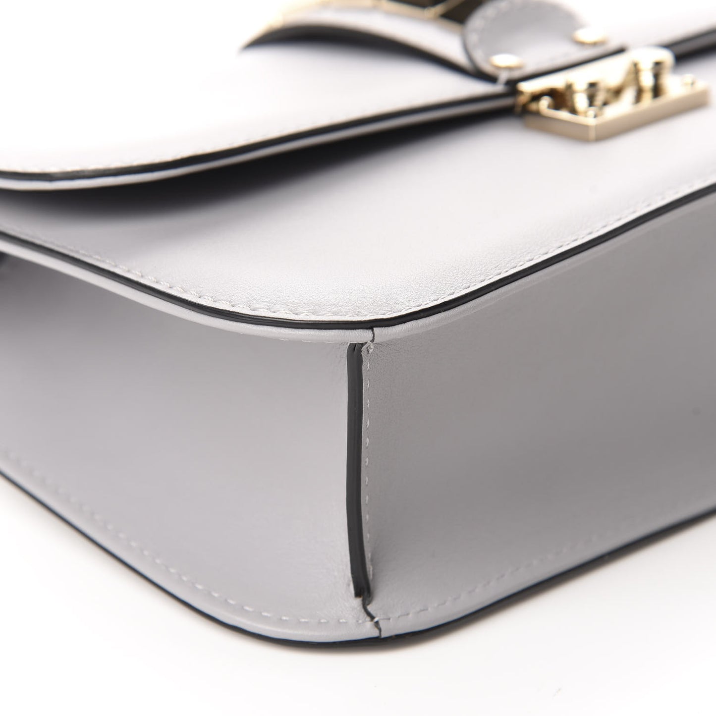 Vitello Medium Glam Lock Rockstud Flap Pastel Grey