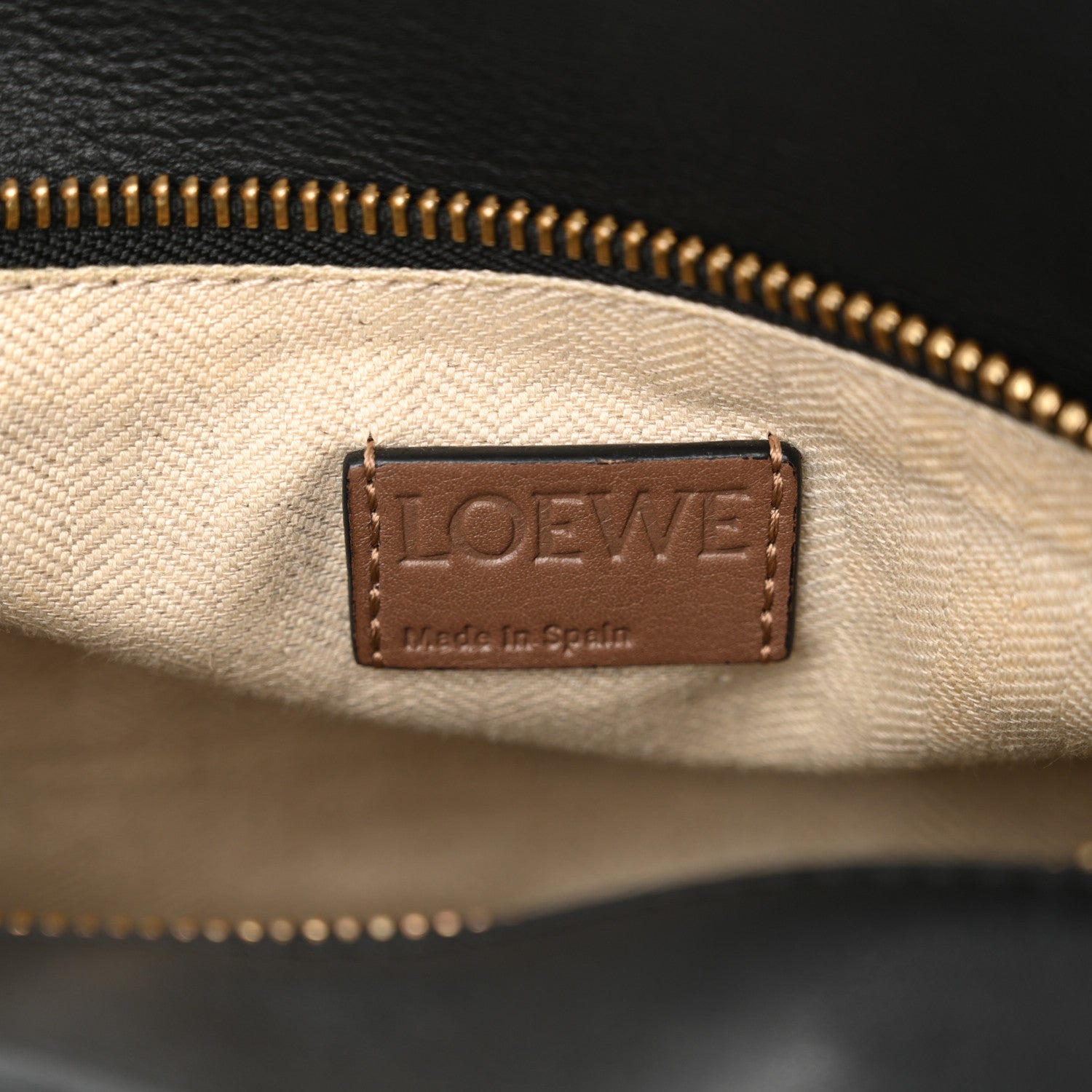 Loewe Calfskin Small Puzzle Bag Sand Hazelnut Ash 6 of 16
