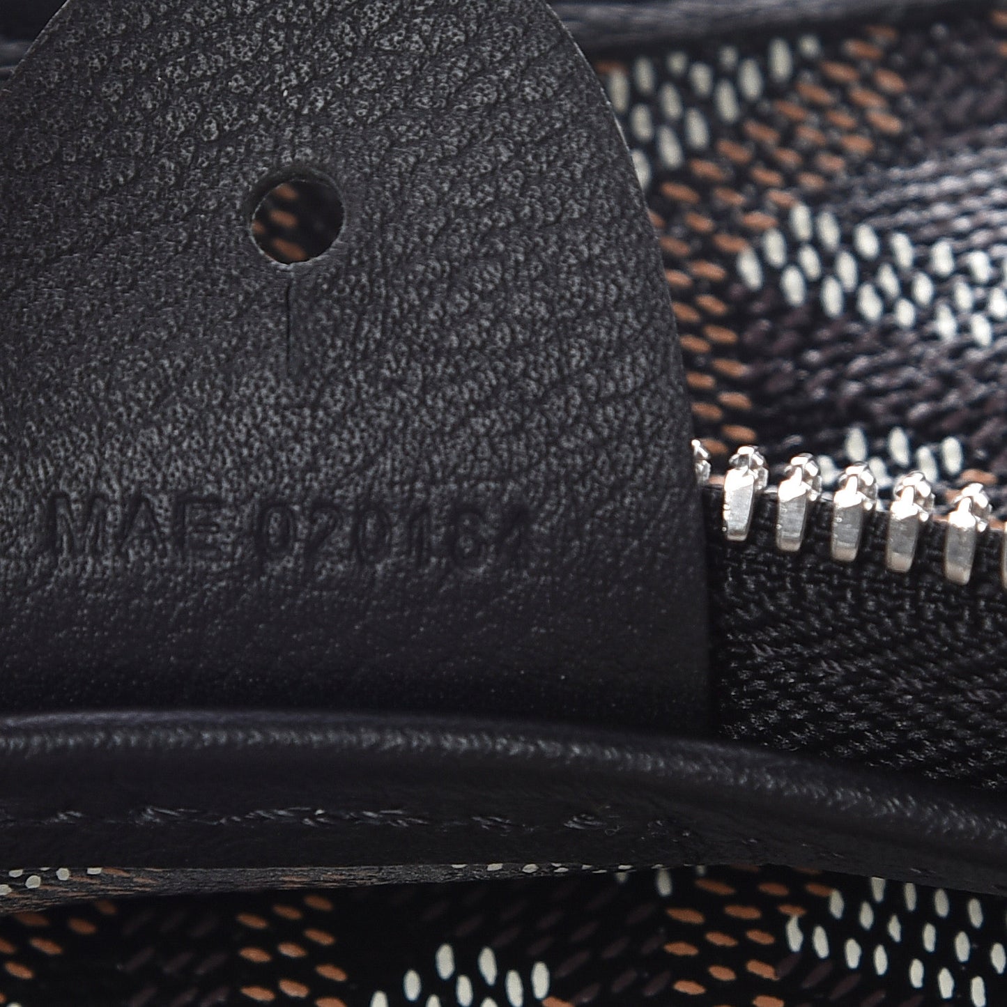 Goyardine Artois MM Black