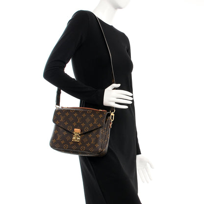 Louis Vuitton Monogram Pochette Metis 2 of 9