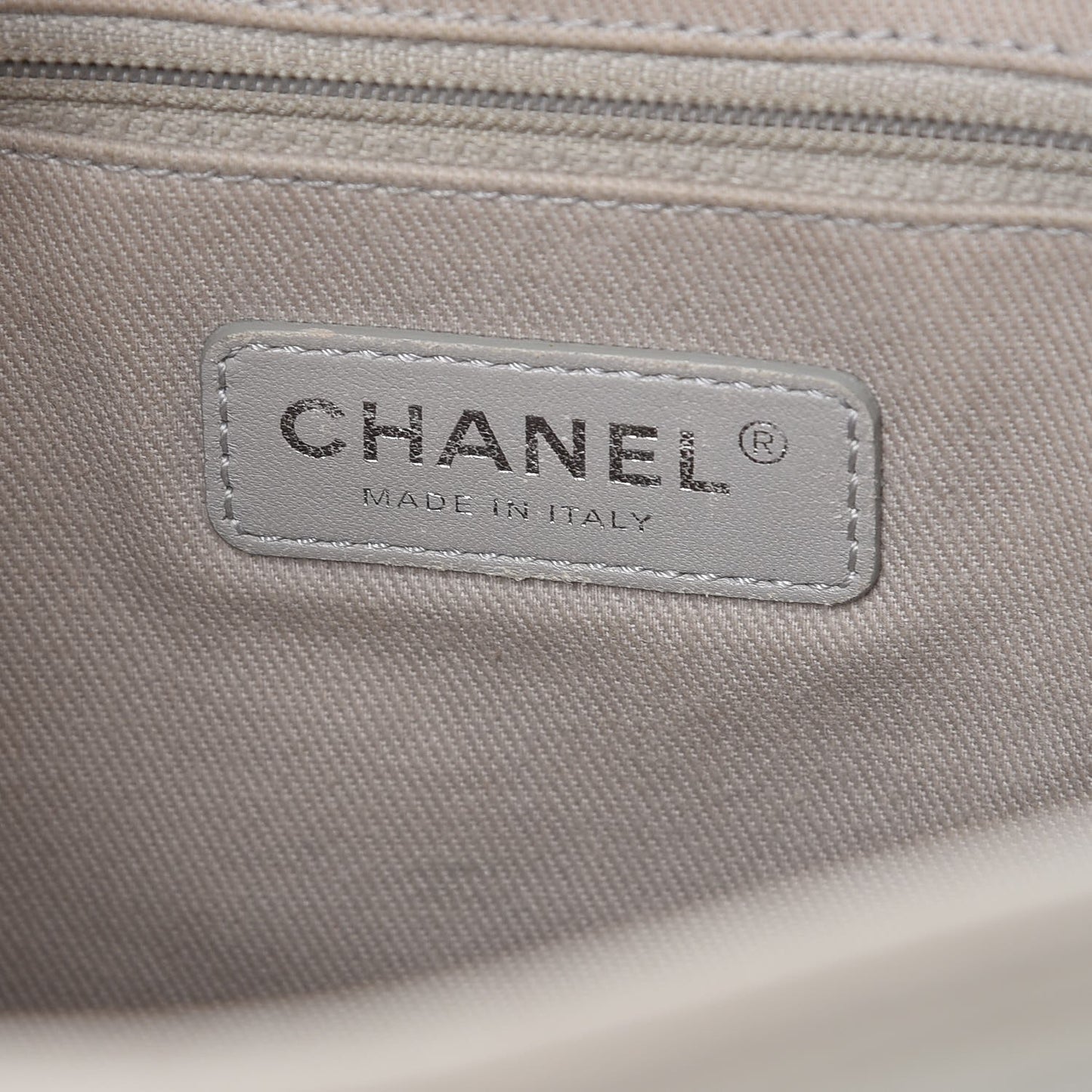 Glazed Calfskin Small Deauville Tote Ivory