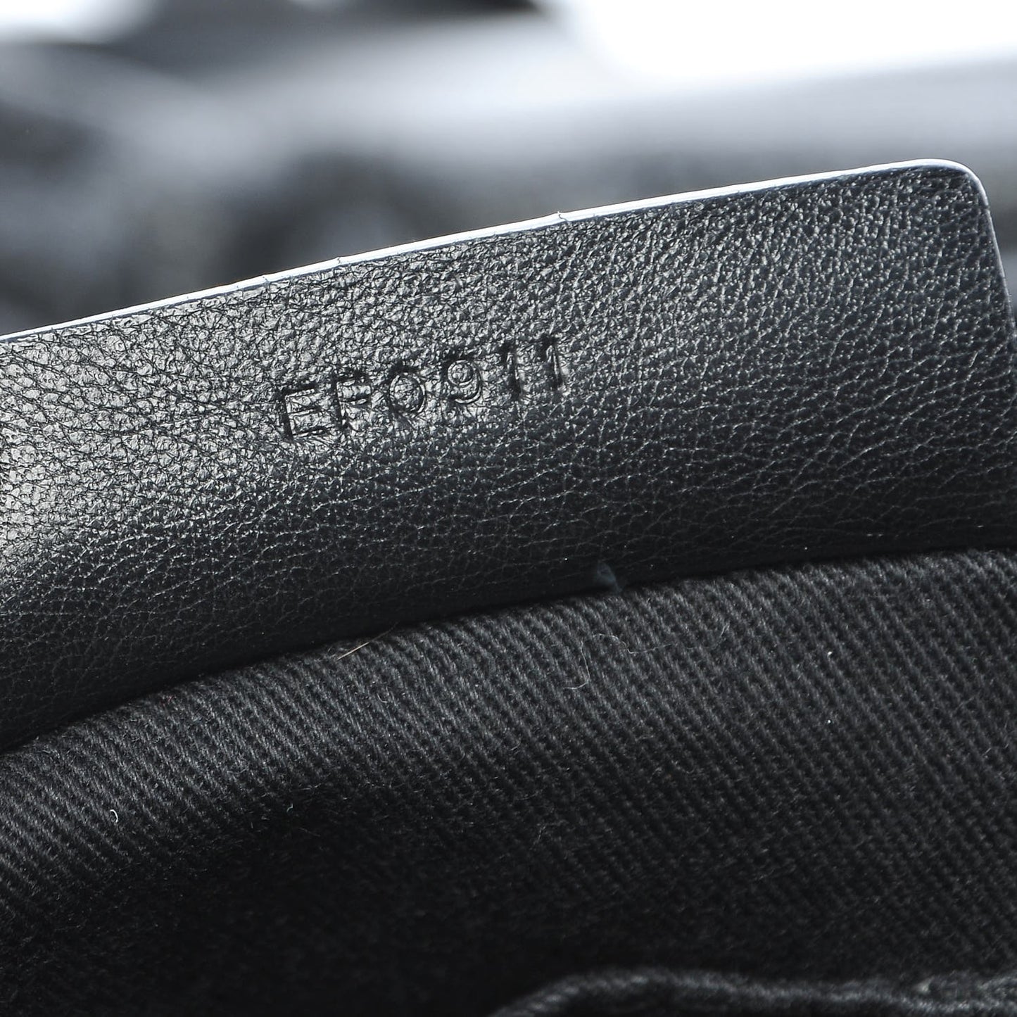 Sugar Goatskin Large Pandora Black