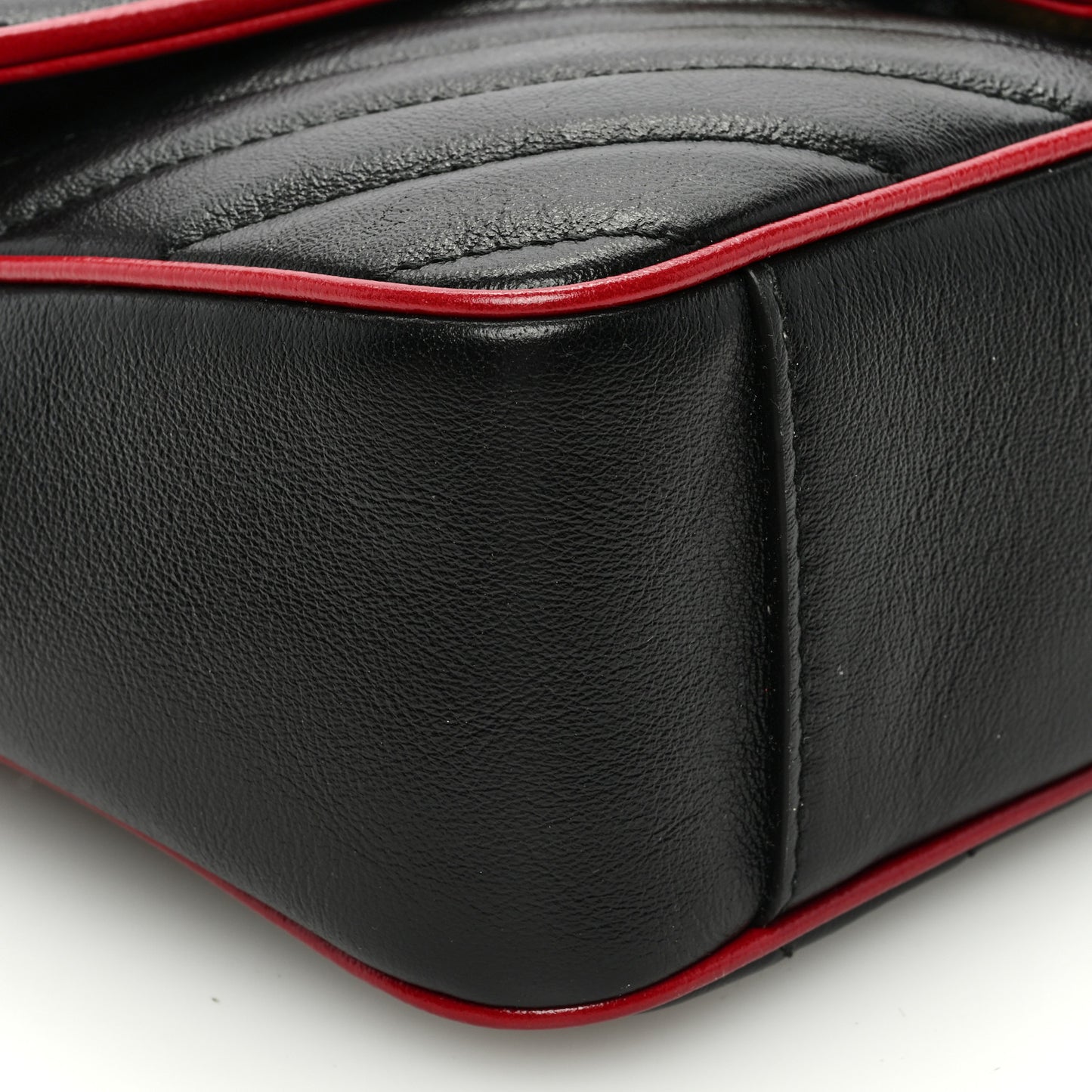Vintage Effect Calfskin Matelasse Diagonal Small Torchon GG Marmont Shoulder Bag Black Romantic Cherry