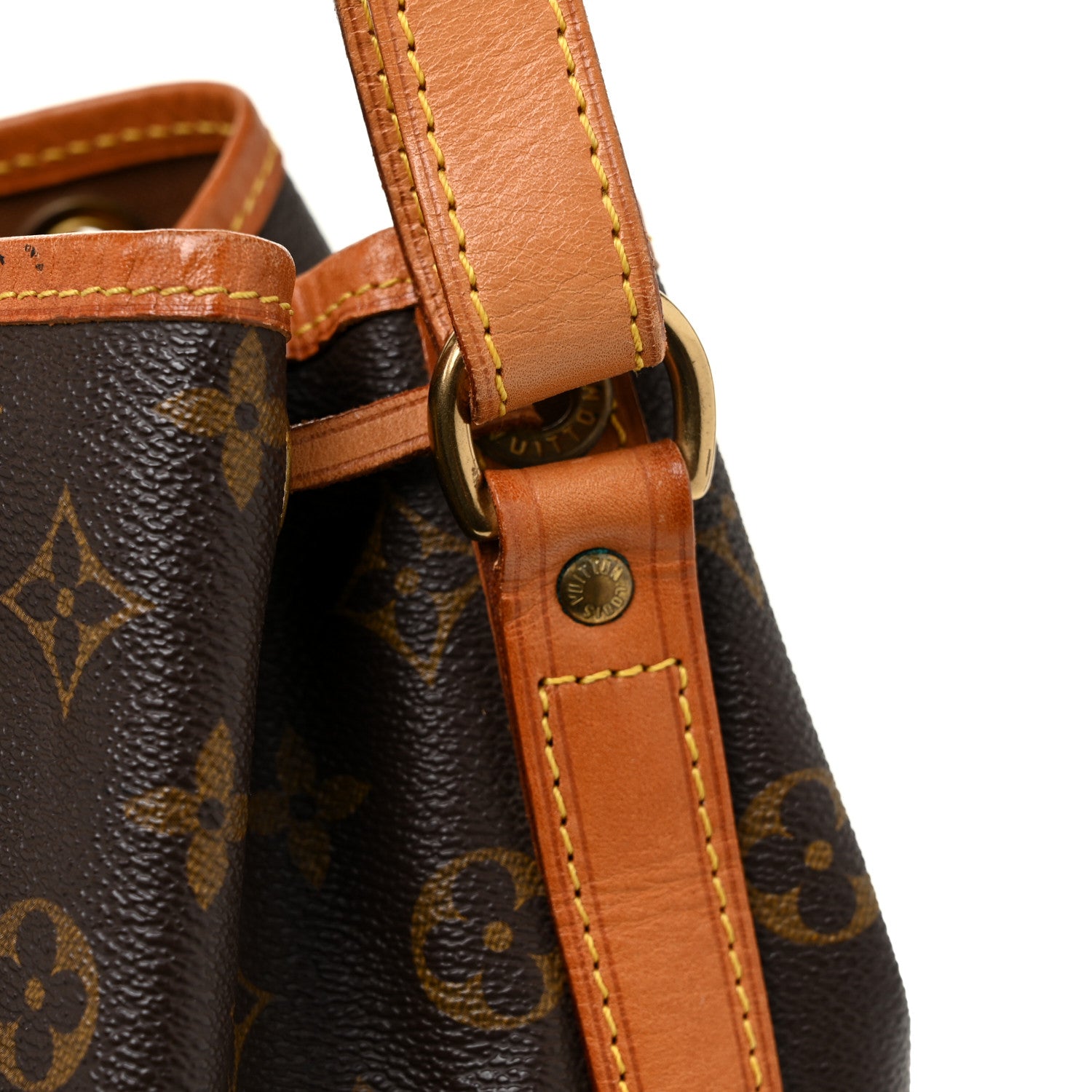Louis Vuitton Monogram Petit Noe 21 of 25