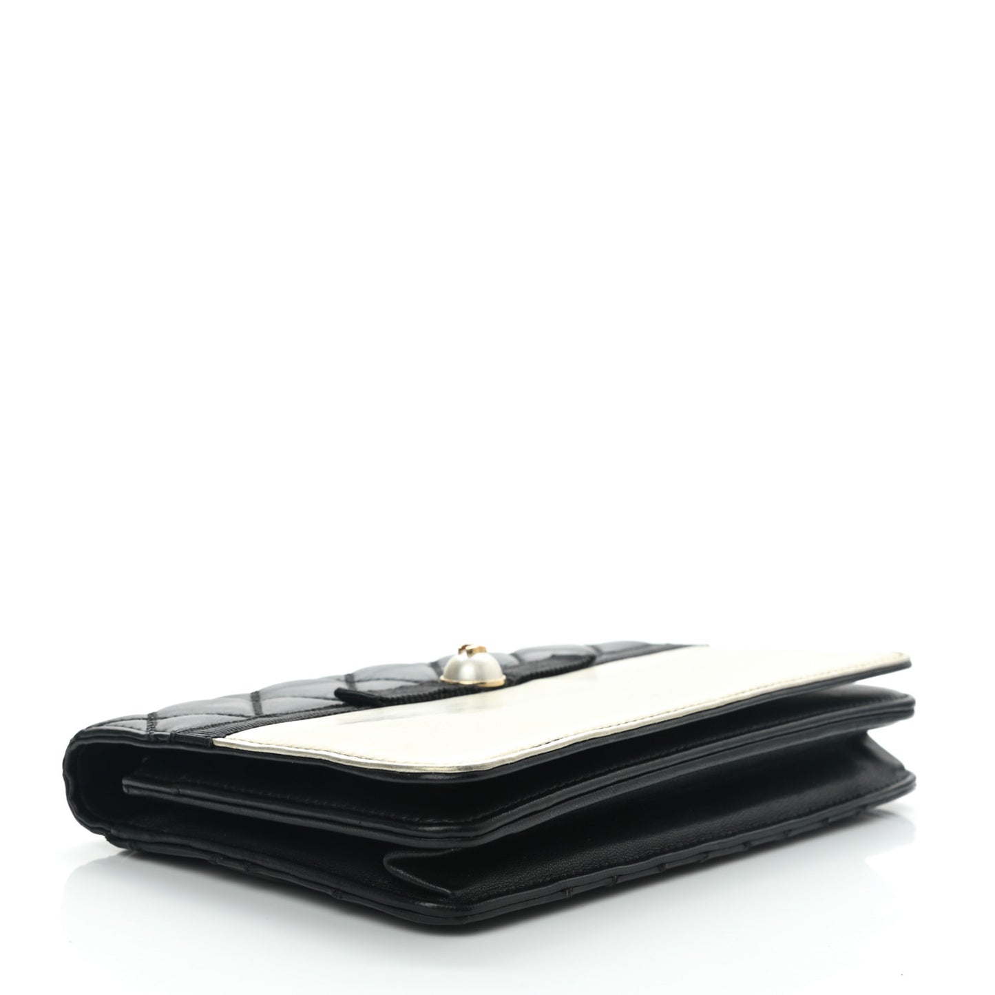 Lambskin Quilted Wallet On Chain WOC Beige Black