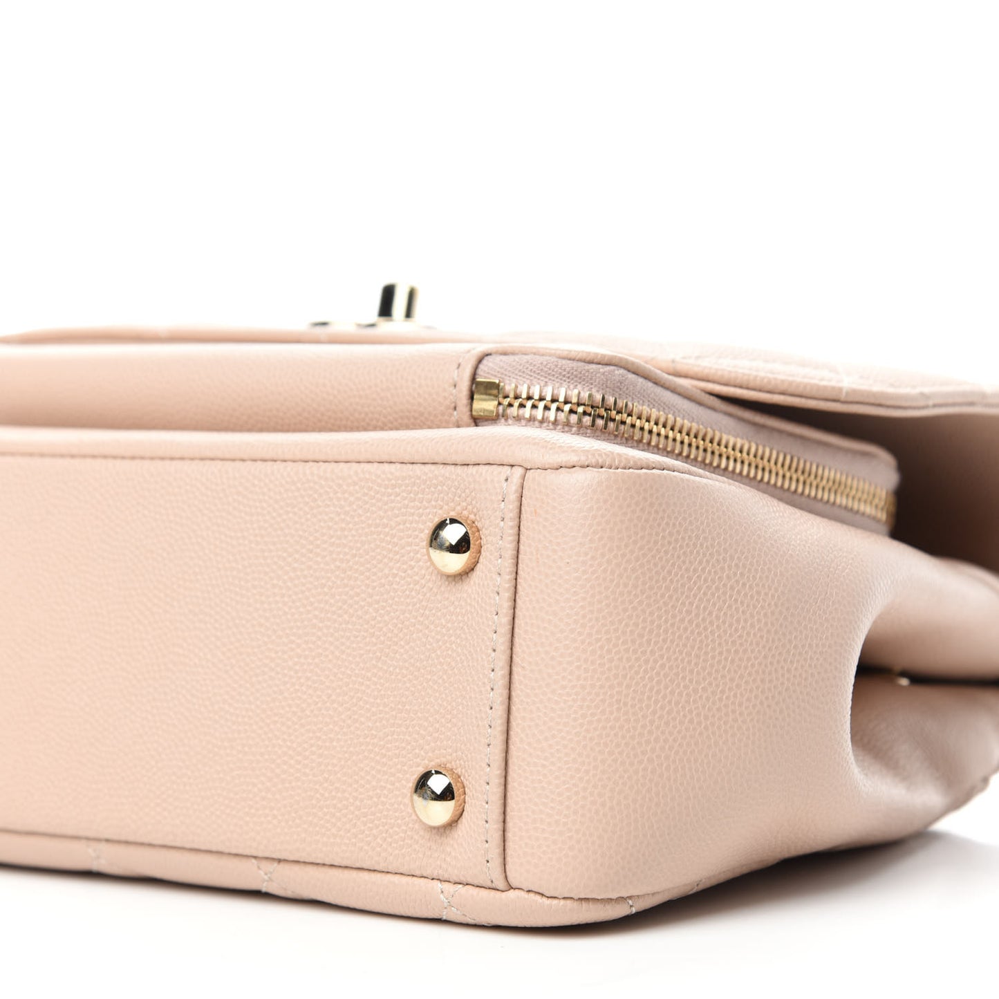 Caviar Quilted Medium Business Affinity Flap Beige