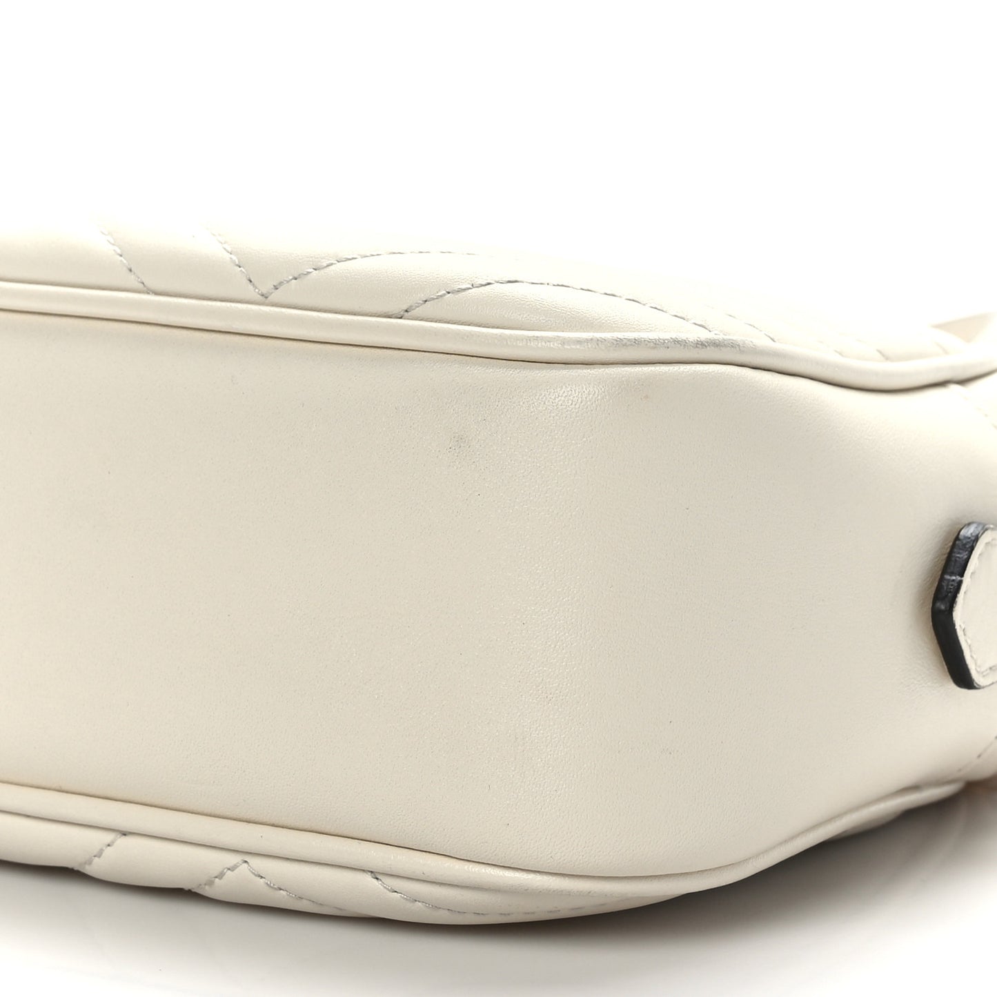 Calfskin Matelasse Small GG Marmont Chain Shoulder Bag White