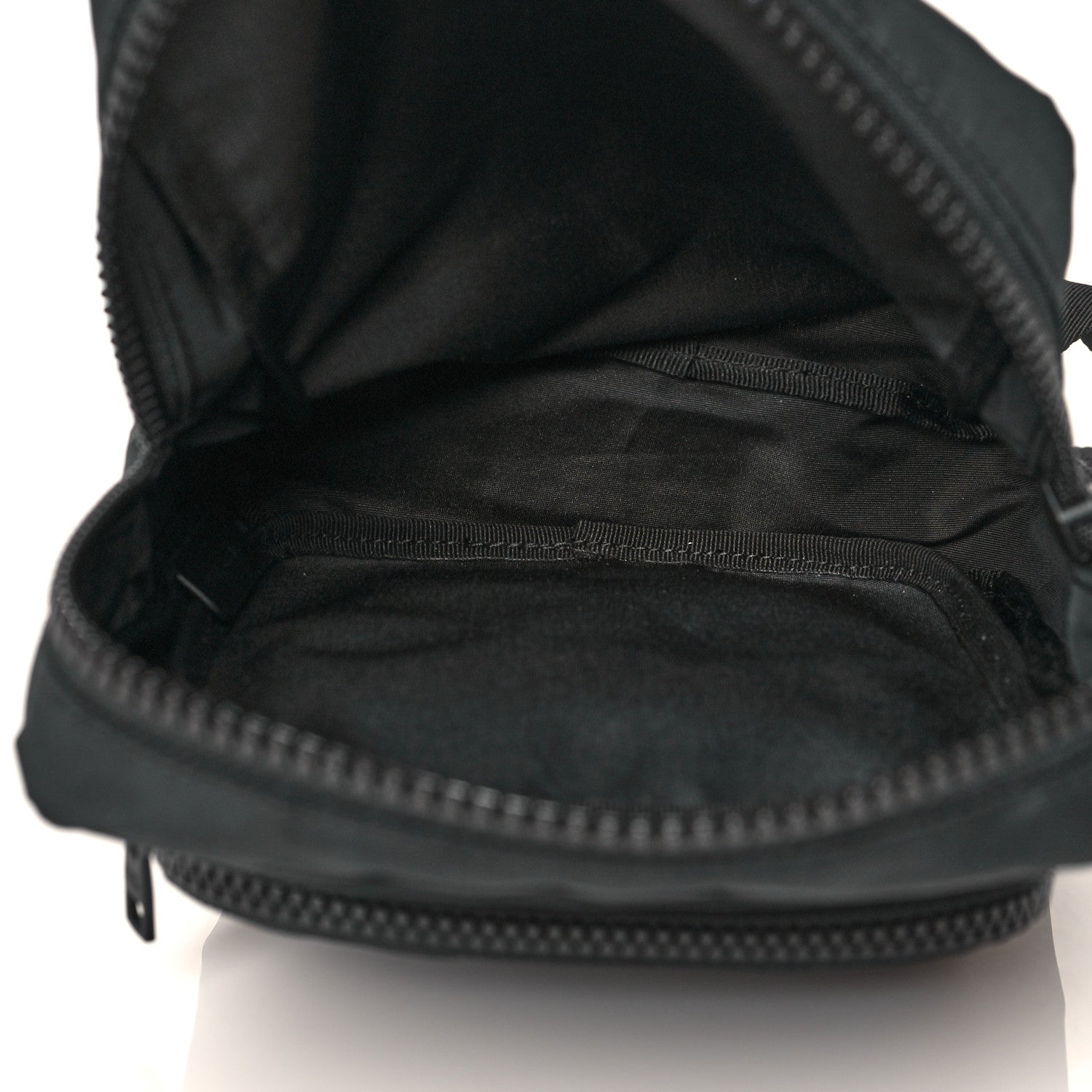 Alexander McQueen Canvas Logo-Embroidered Messenger Bag Black 5 of 11
