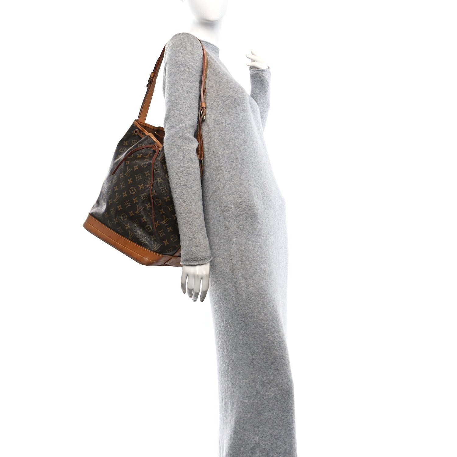 Louis Vuitton Monogram Noe 2 of 11