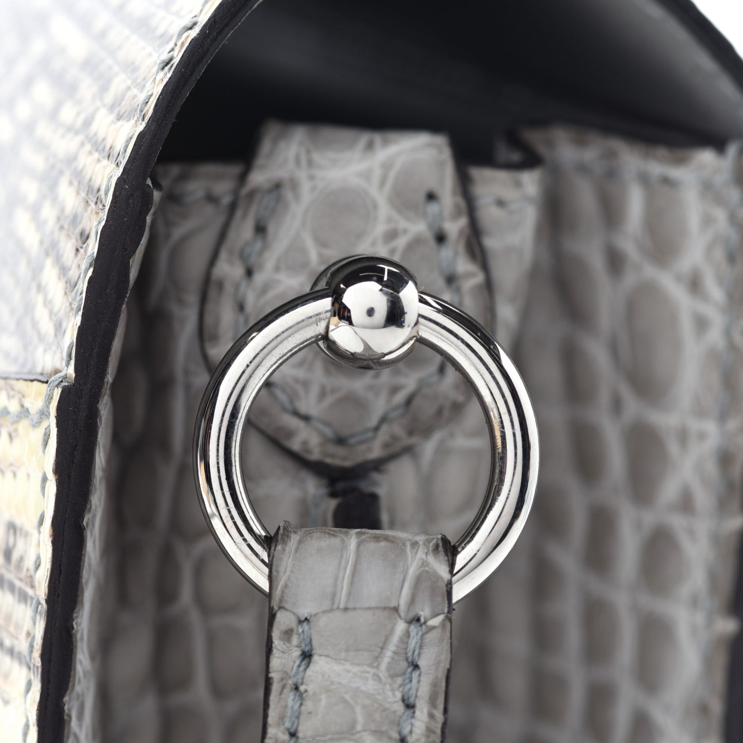 Matte Alligator Lizard Mini Sac Roulis Ombre Gris Perle