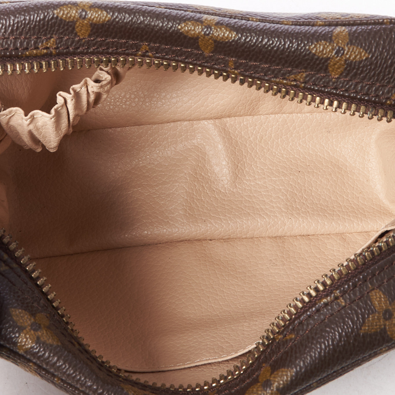 Louis Vuitton Monogram Trousse Toilette 19 4 of 8
