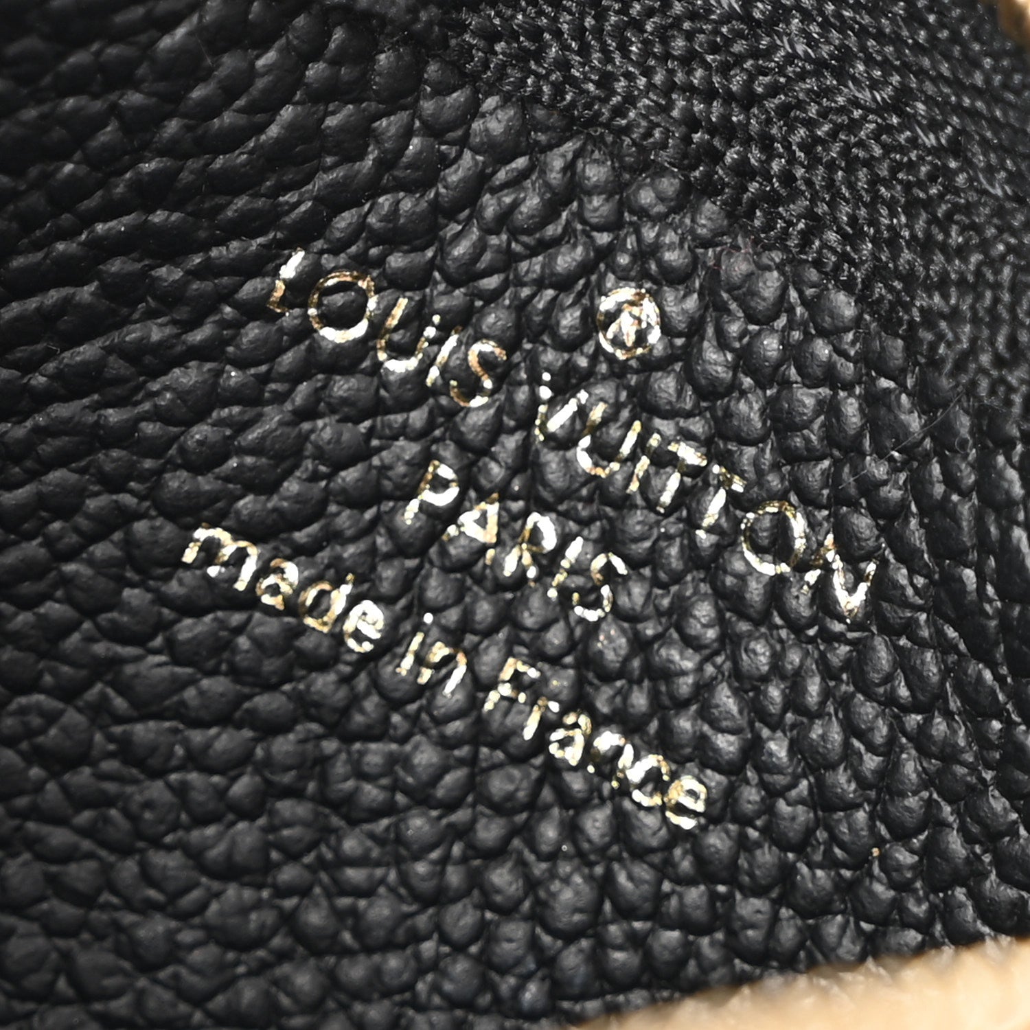 Louis Vuitton Empreinte Monogram Giant Key Pouch Black 6 of 9