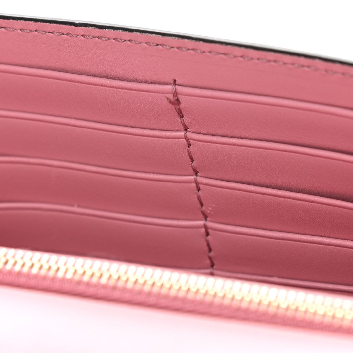 Guccissima Icon Chain Wallet Carmine Rose