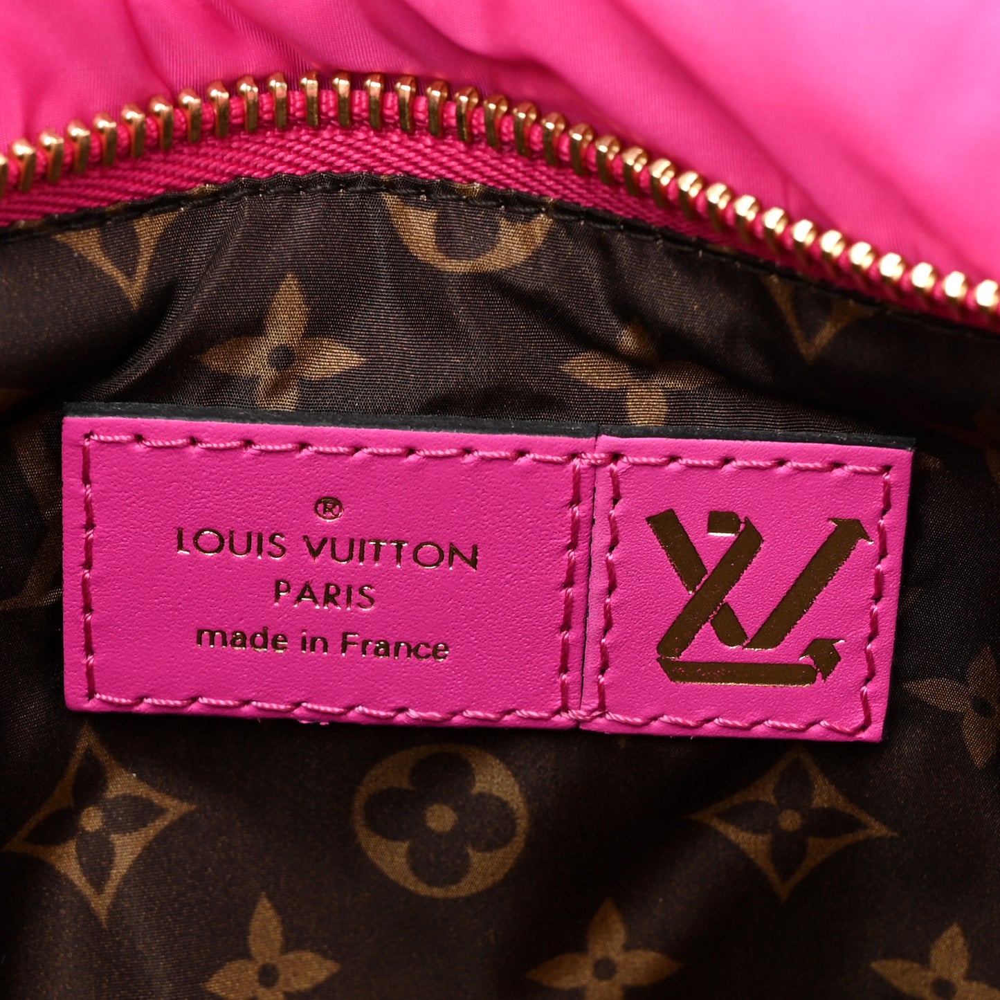 Econyl Monogram Pillow Maxi Multi Pochette Accessories Black Fuchsia