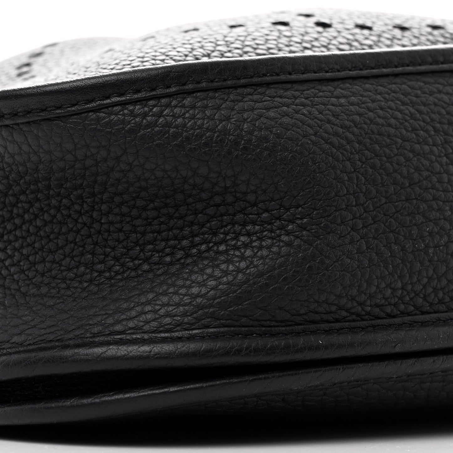 Taurillon Clemence Evelyne III PM Black