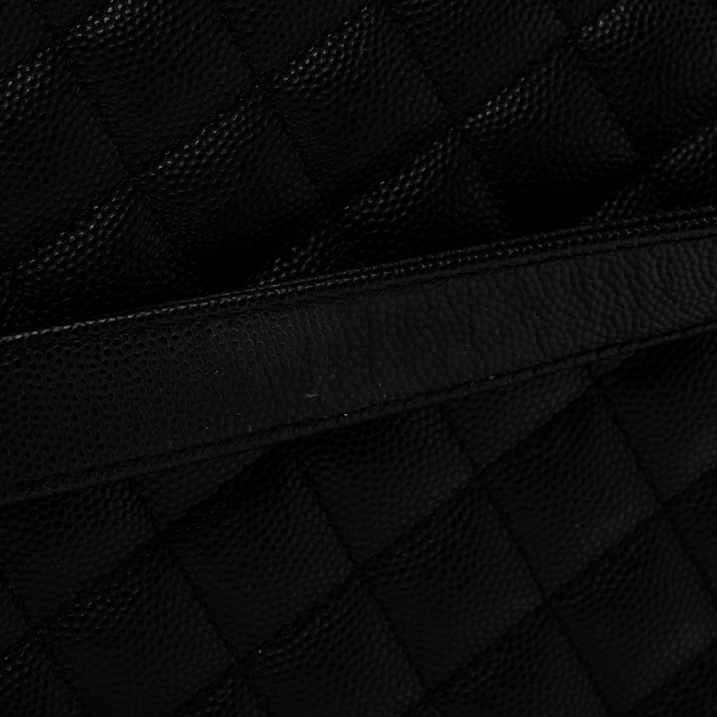 Caviar Quilted New Medium Boy Flap Black