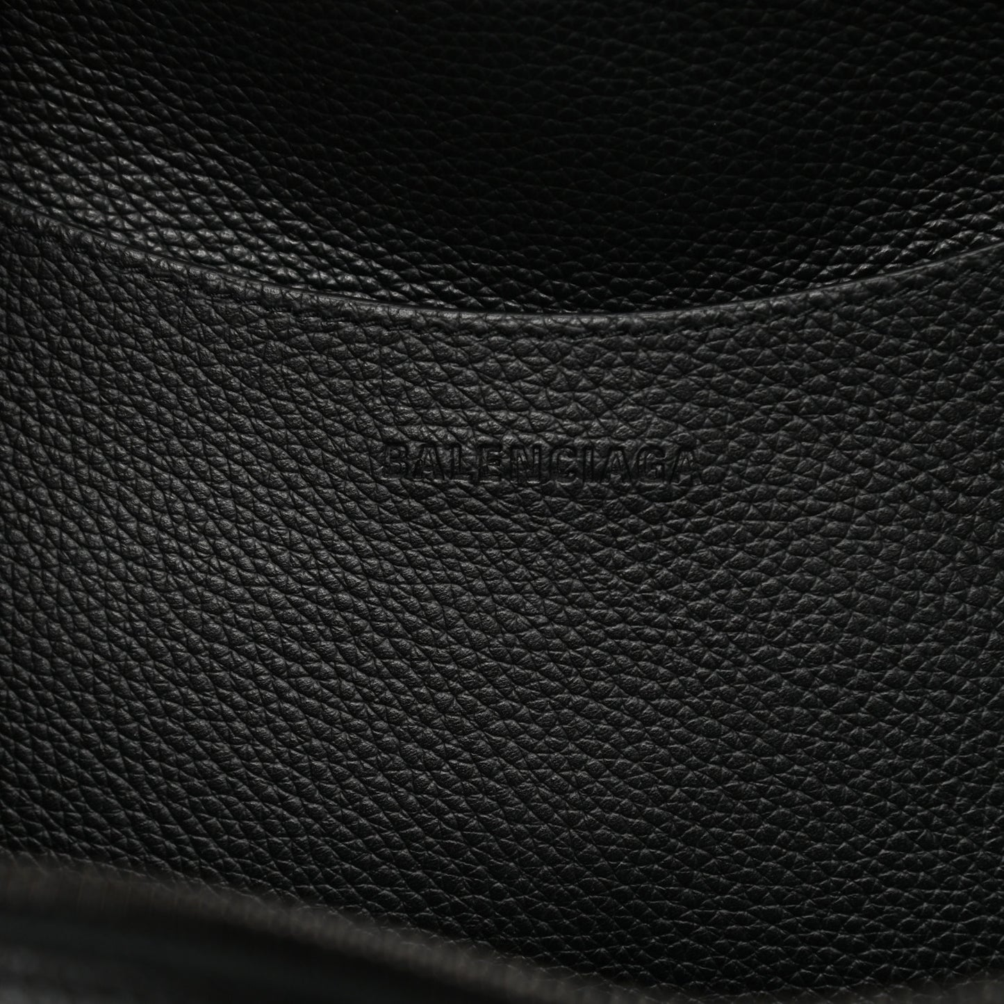 Grained Calfskin Neo Classic Black Hardware Medium City Black