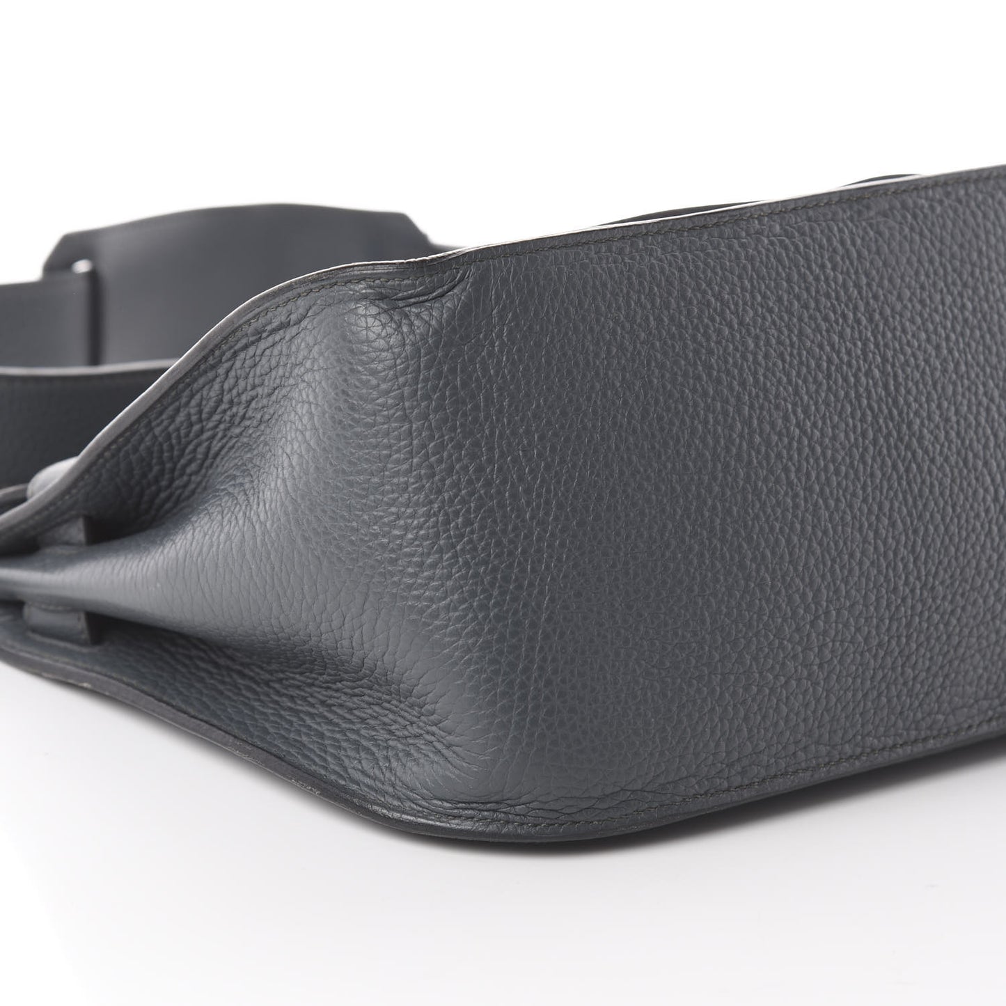 Taurillon Clemence Jypsiere 31 Bleu Orage