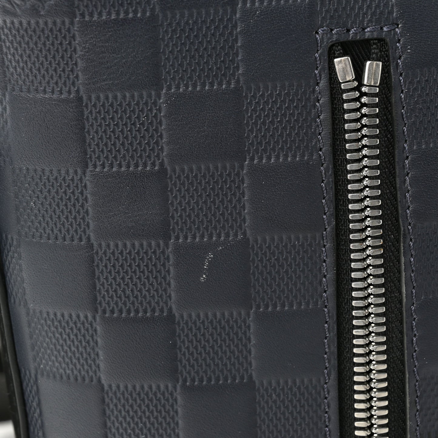 Damier Infini Messenger PM Onyx