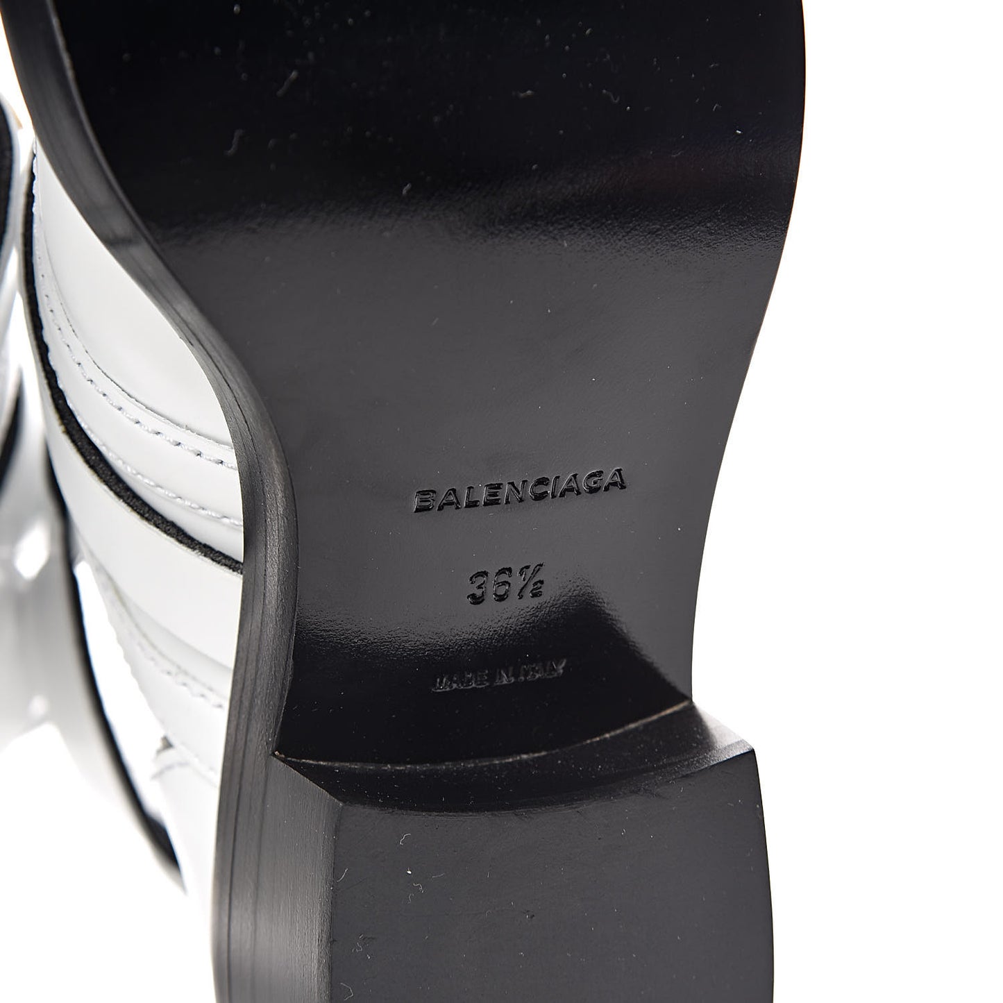 Brushed Calfskin Ceinture Ankle Boots 36.5 White