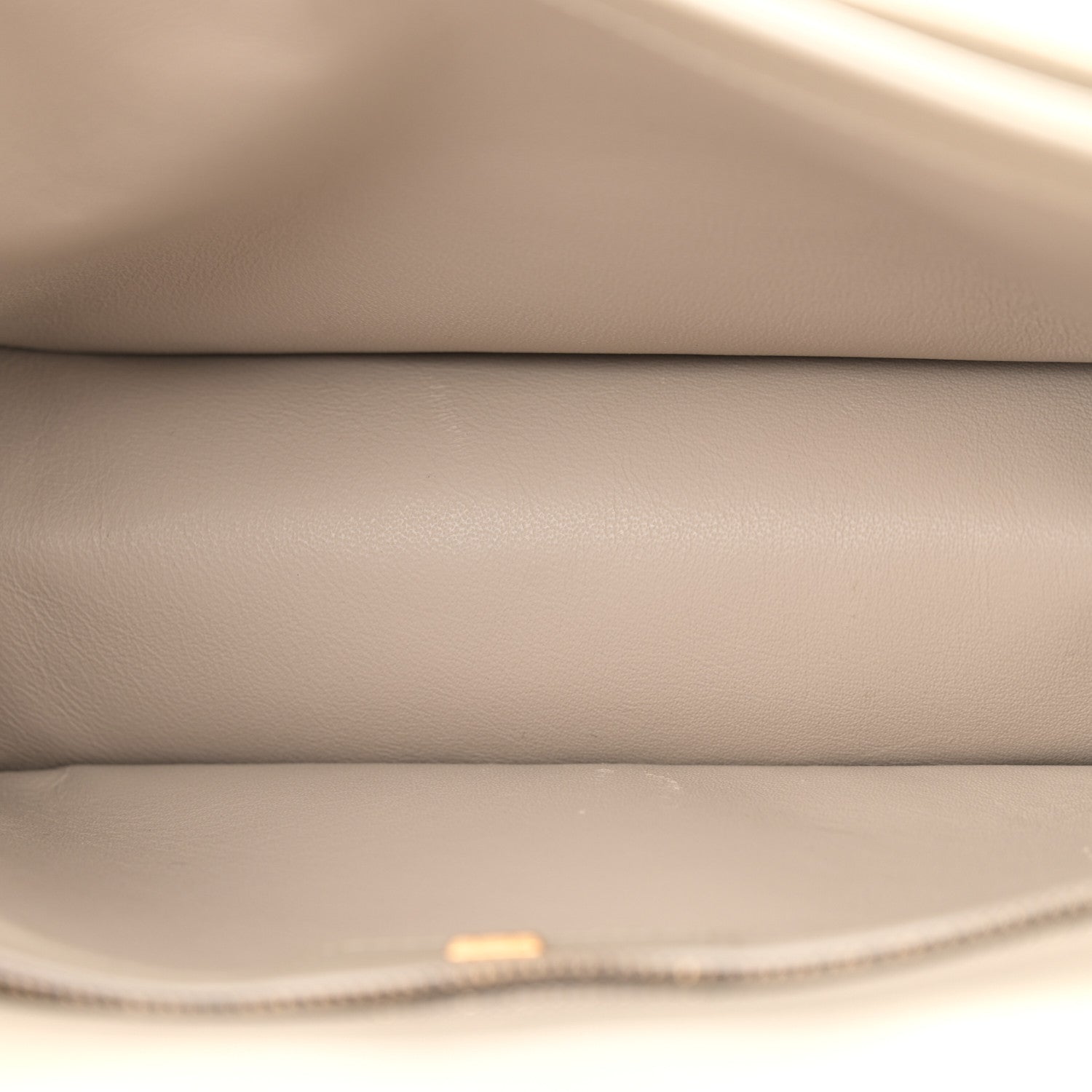 Salvatore Ferragamo Calfskin Quilted Gancini Flap Bag Peony 5 of 13
