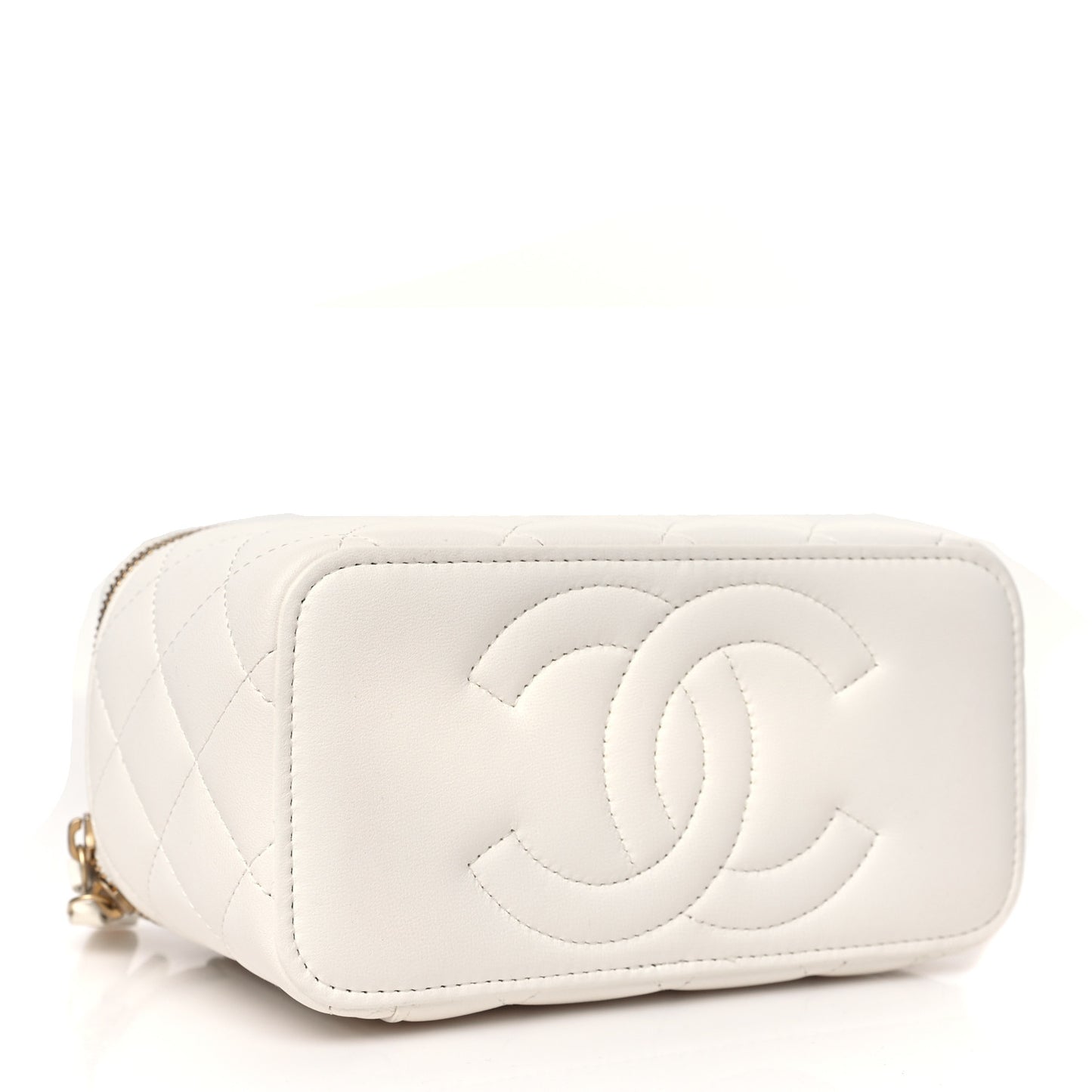 Lambskin Enamel Quilted Small Coco Hearts Vanity Case With Chain White