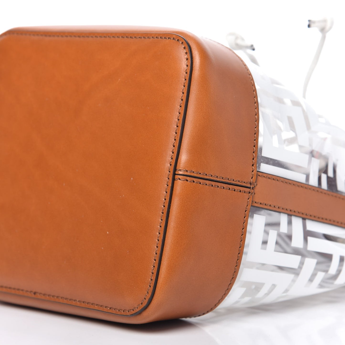 TPU FF Vitello Aura F is Fendi Grande Mon Tresor Bucket Bag White Cuoio