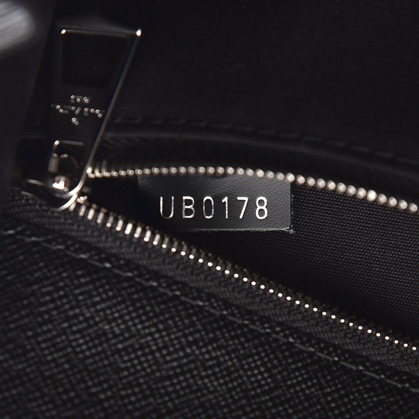 Epi Clery Black