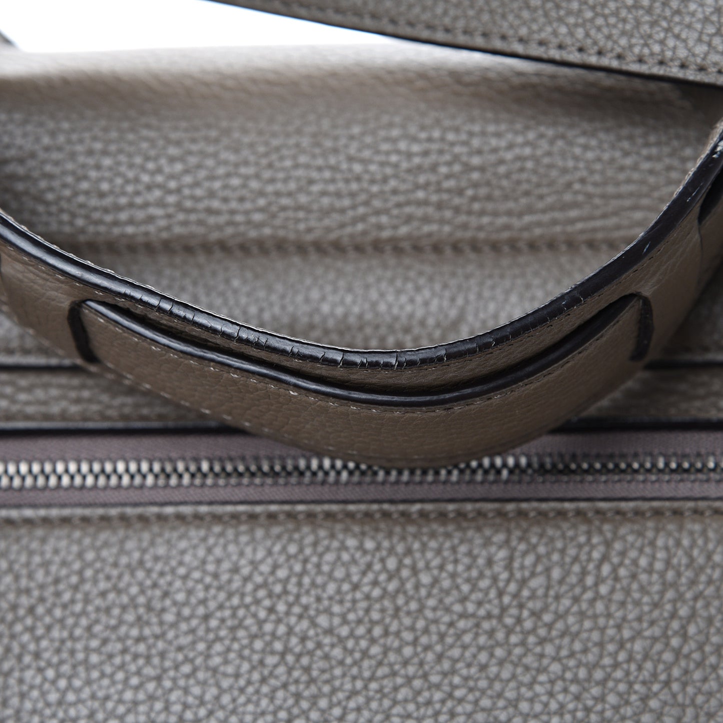 Drummed Calfskin Suede Medium Trapeze Souris