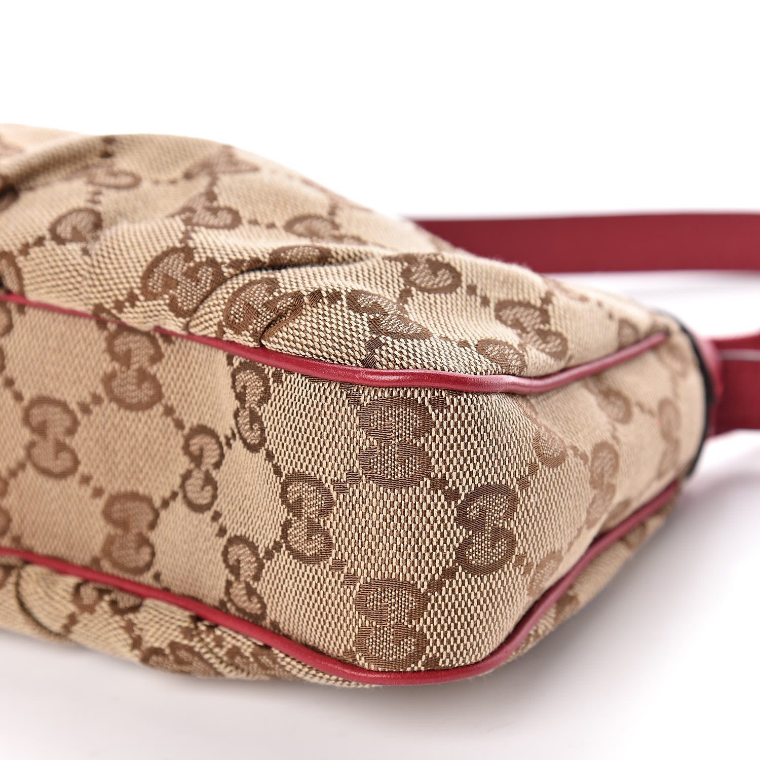 Gucci Monogram Heart GG Charm Pochette Red 10 of 10