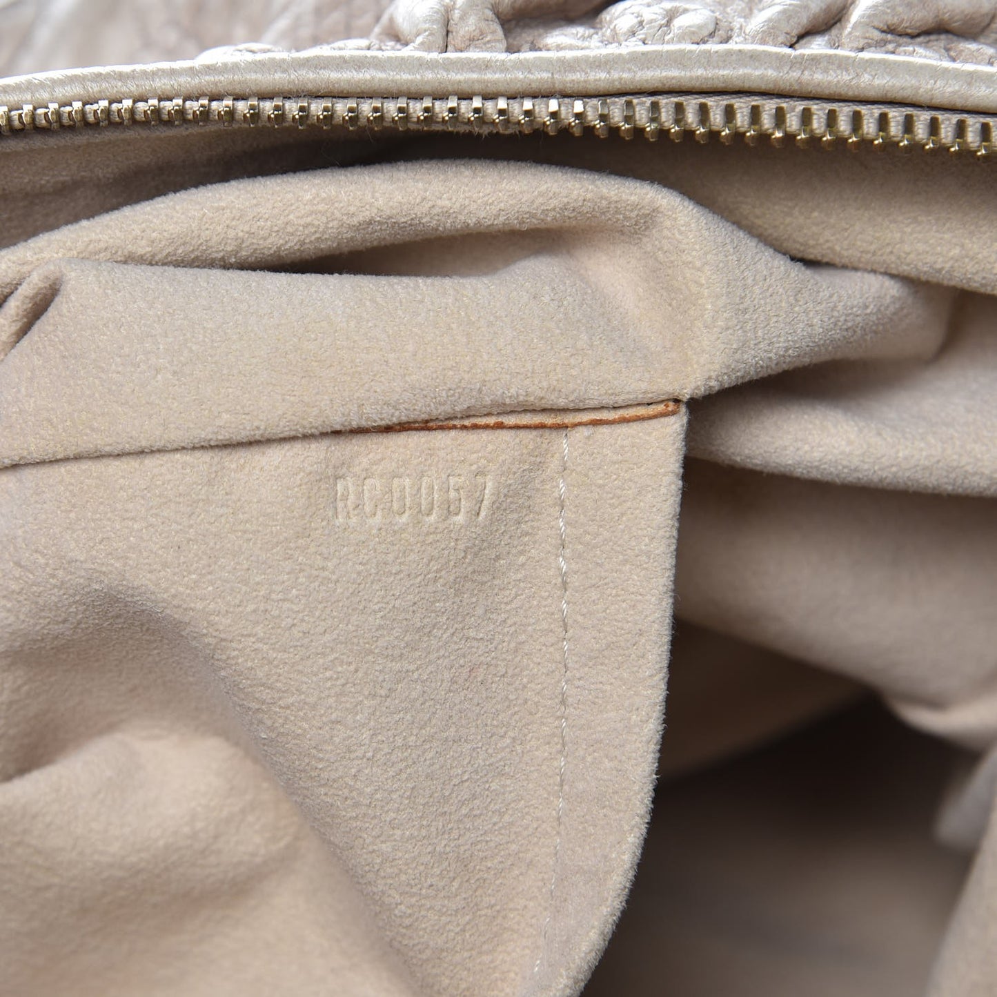 Lambskin Olympe Nimbus GM Ecru