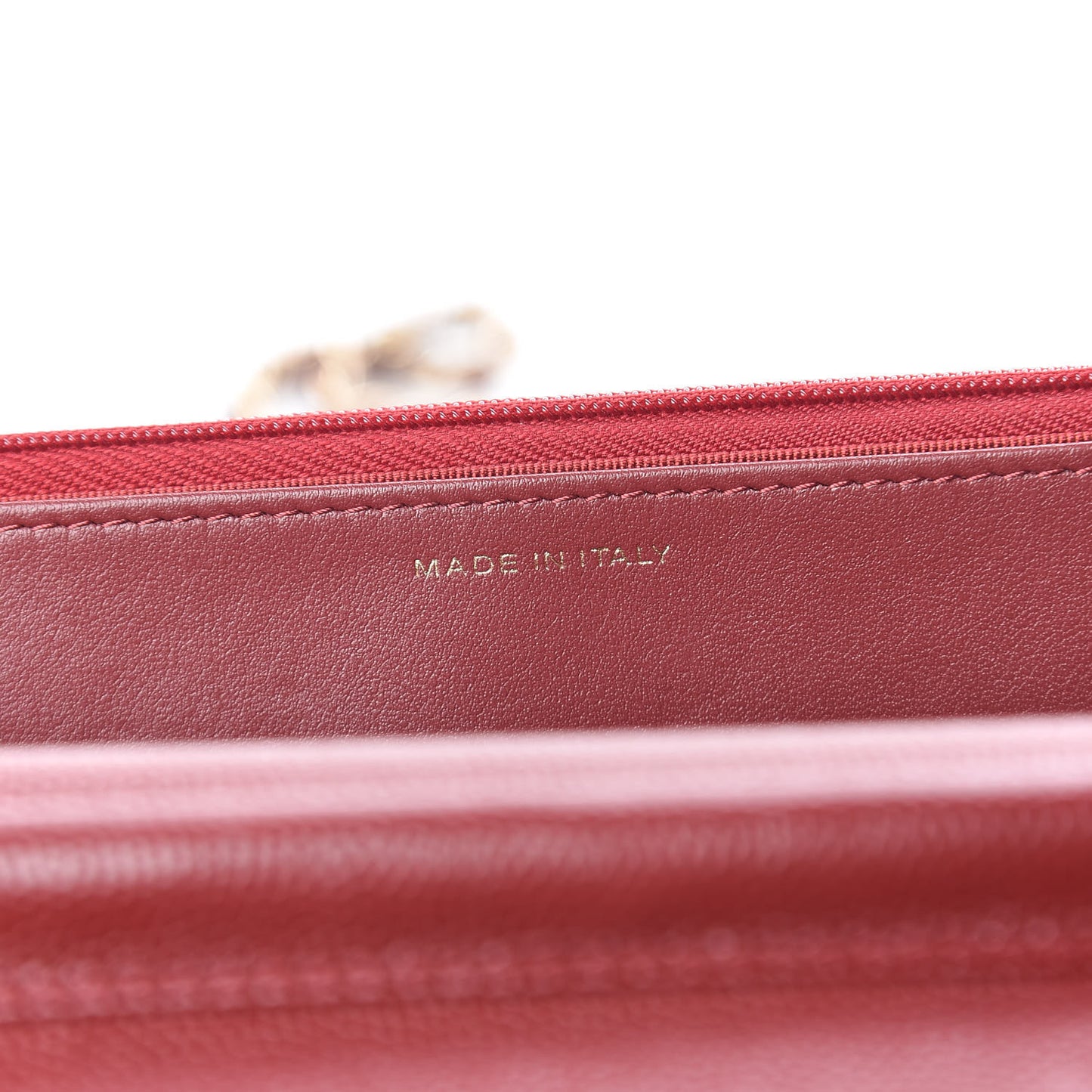 Caviar Quilted Wallet On Chain WOC Dark Red