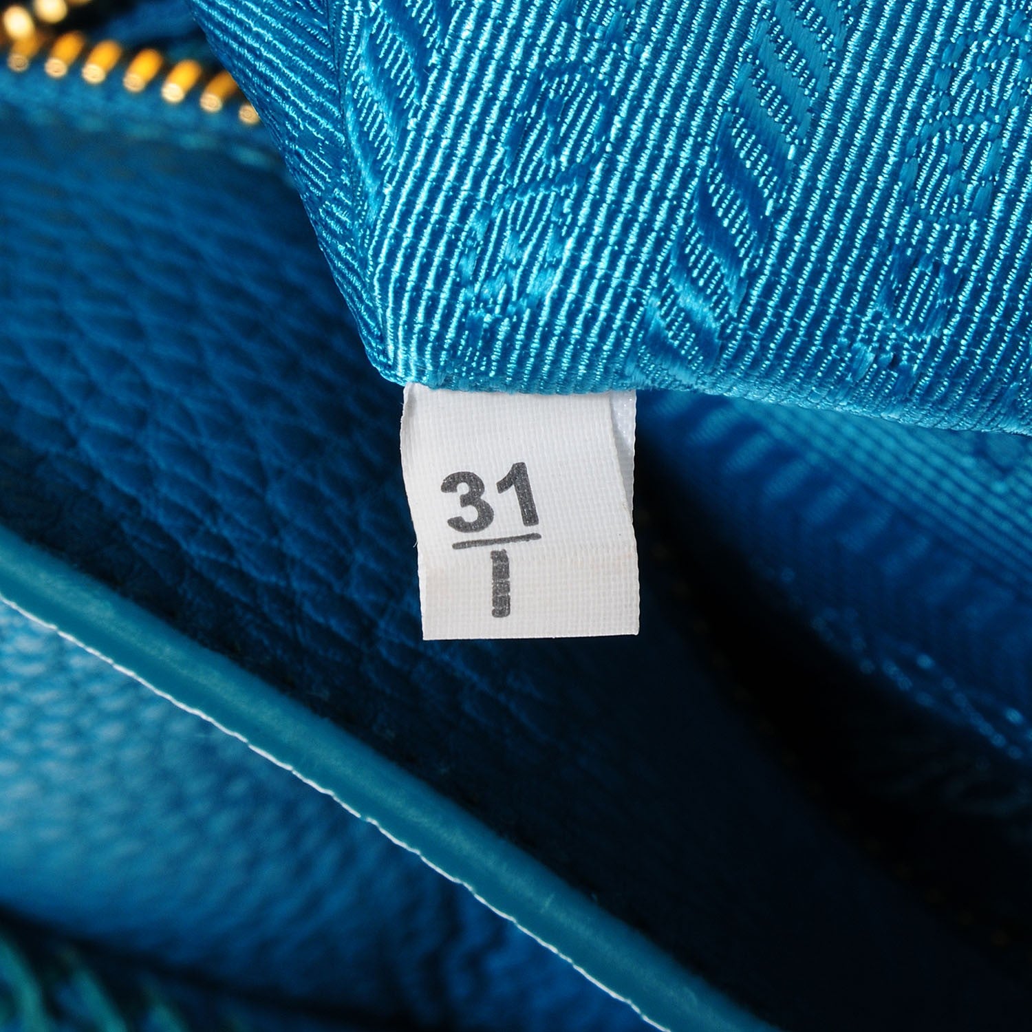 Prada Vitello Daino Hobo Turchese 10 of 11