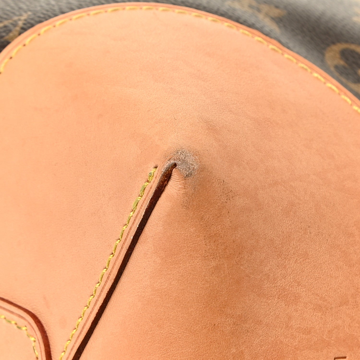 Louis Vuitton Monogram Berri MM 14 of 19