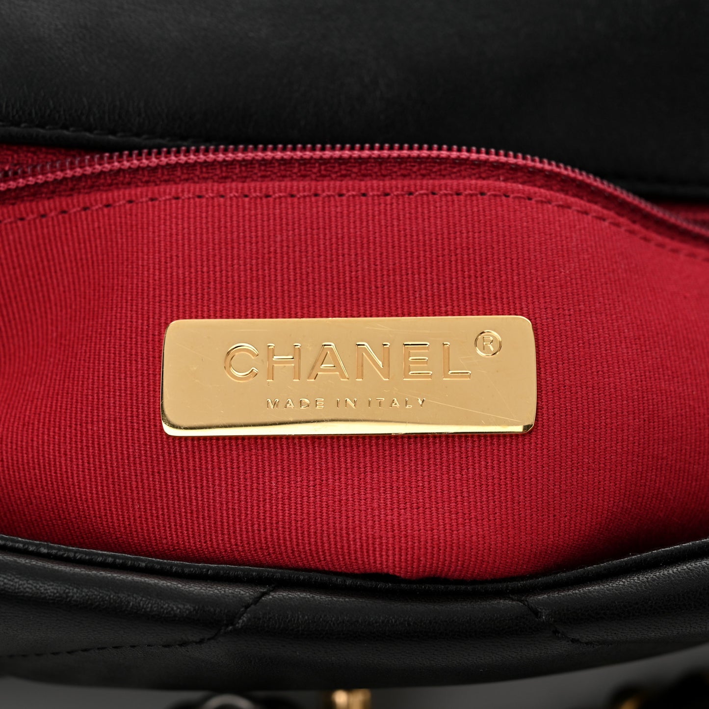 Lambskin Quilted Medium Chanel 19 Flap Black
