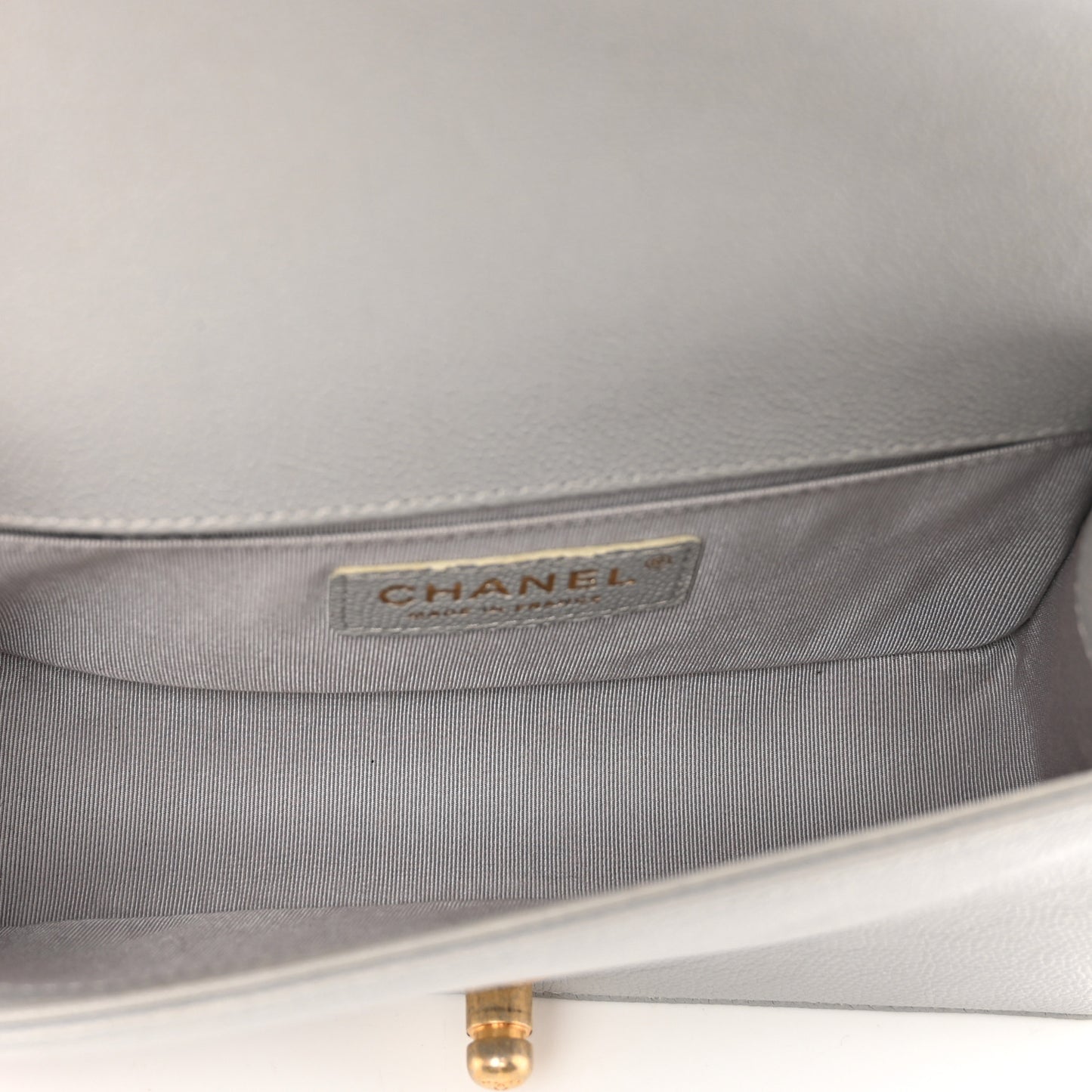Caviar Quilted Small Boy Flap Light Grey