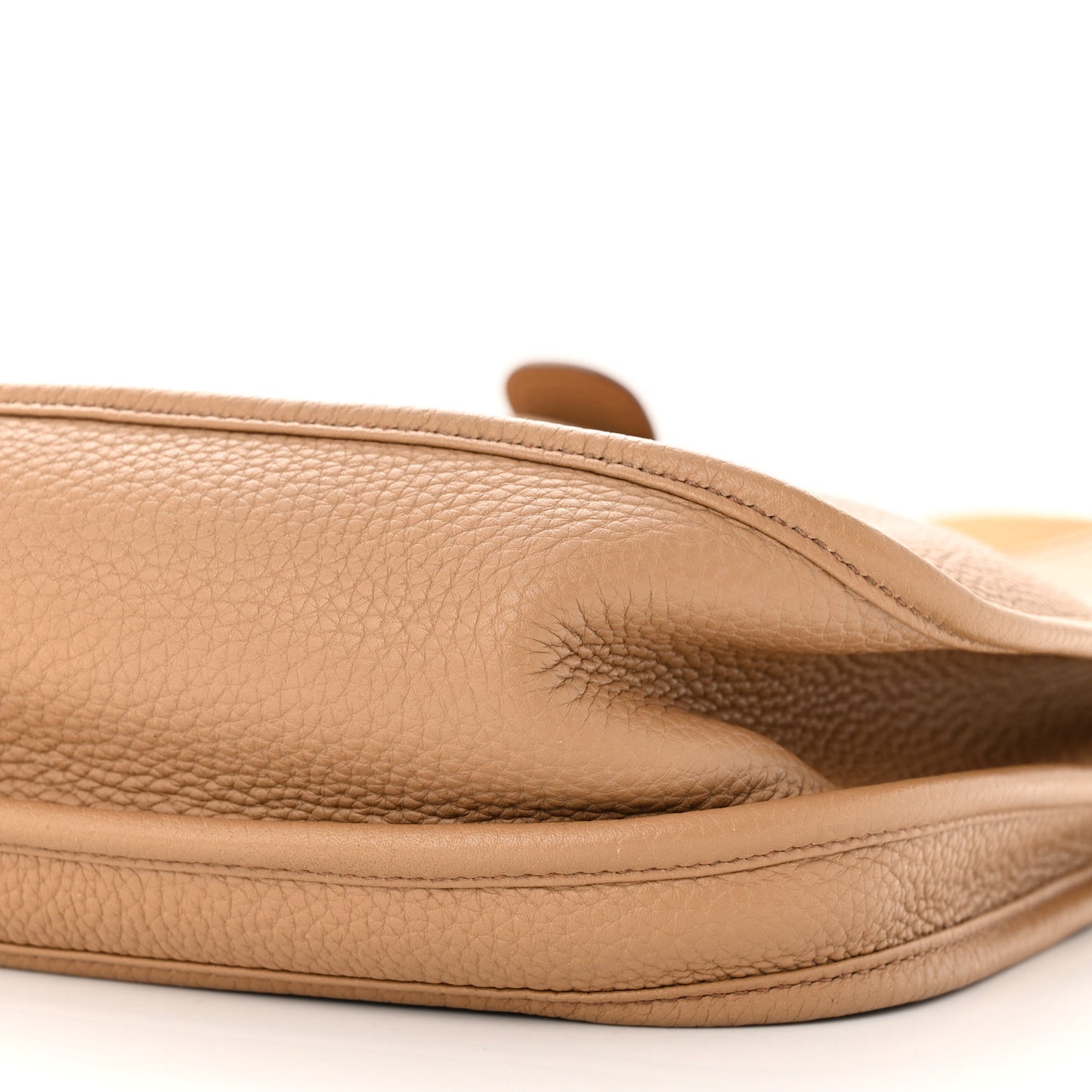 Taurillon Clemence Evelyne III GM Biscuit
