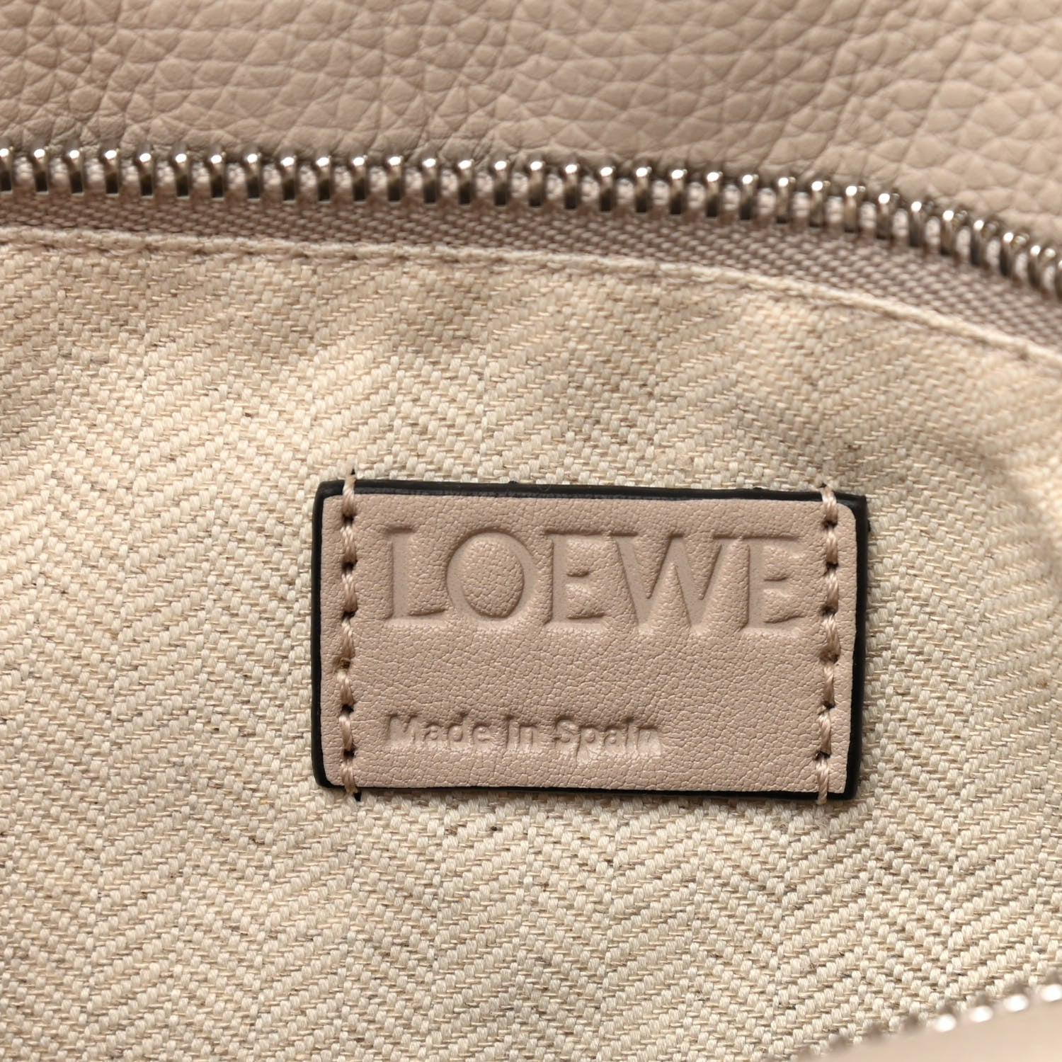 Loewe Calfskin Small Puzzle Bag Light Oat 4 of 9