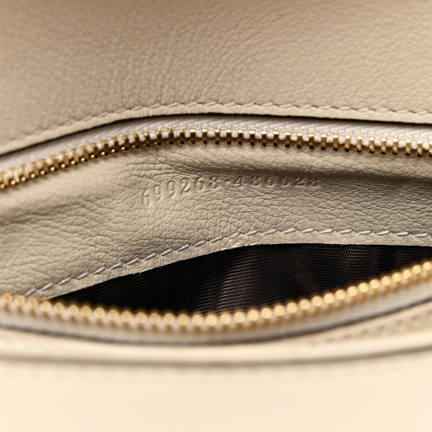 Gucci Roxy Calfskin Blondie Chain Shoulder Flap Bag Mystic White 7 of 10