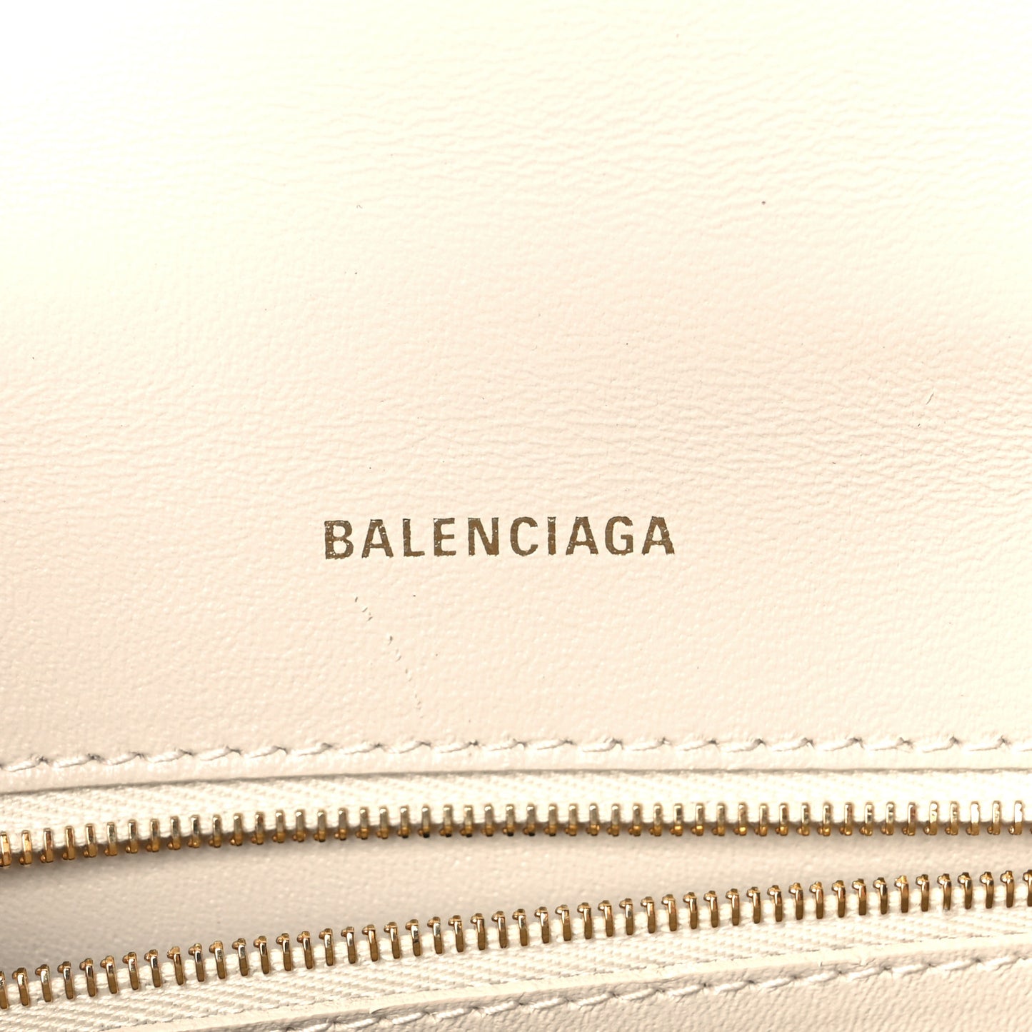 Shiny Calfskin Crocodile Embossed Small Hourglass Top Handle Bag Cream