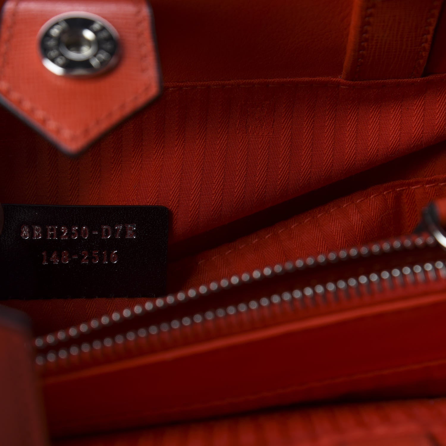 Fendi Vitello Elite Regular 2Jours Tote Papavero 8 of 9