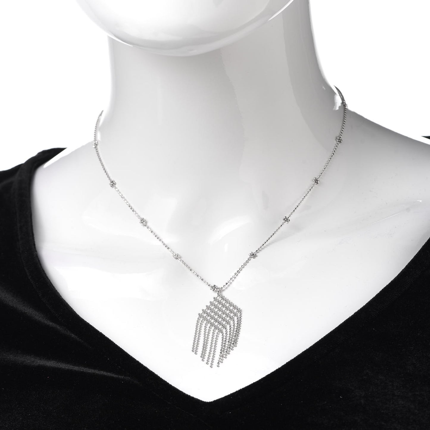 18K White Gold Fringe Pendant Necklace