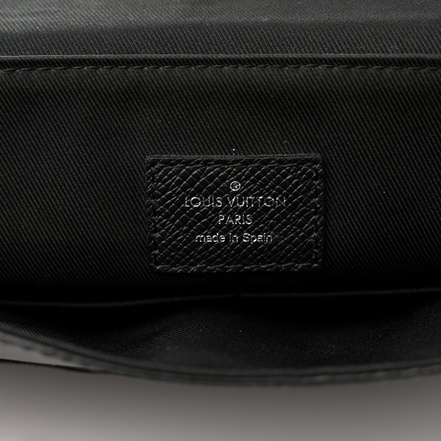 Louis Vuitton Taigarama Outdoor Flap Messenger Black 6 of 11