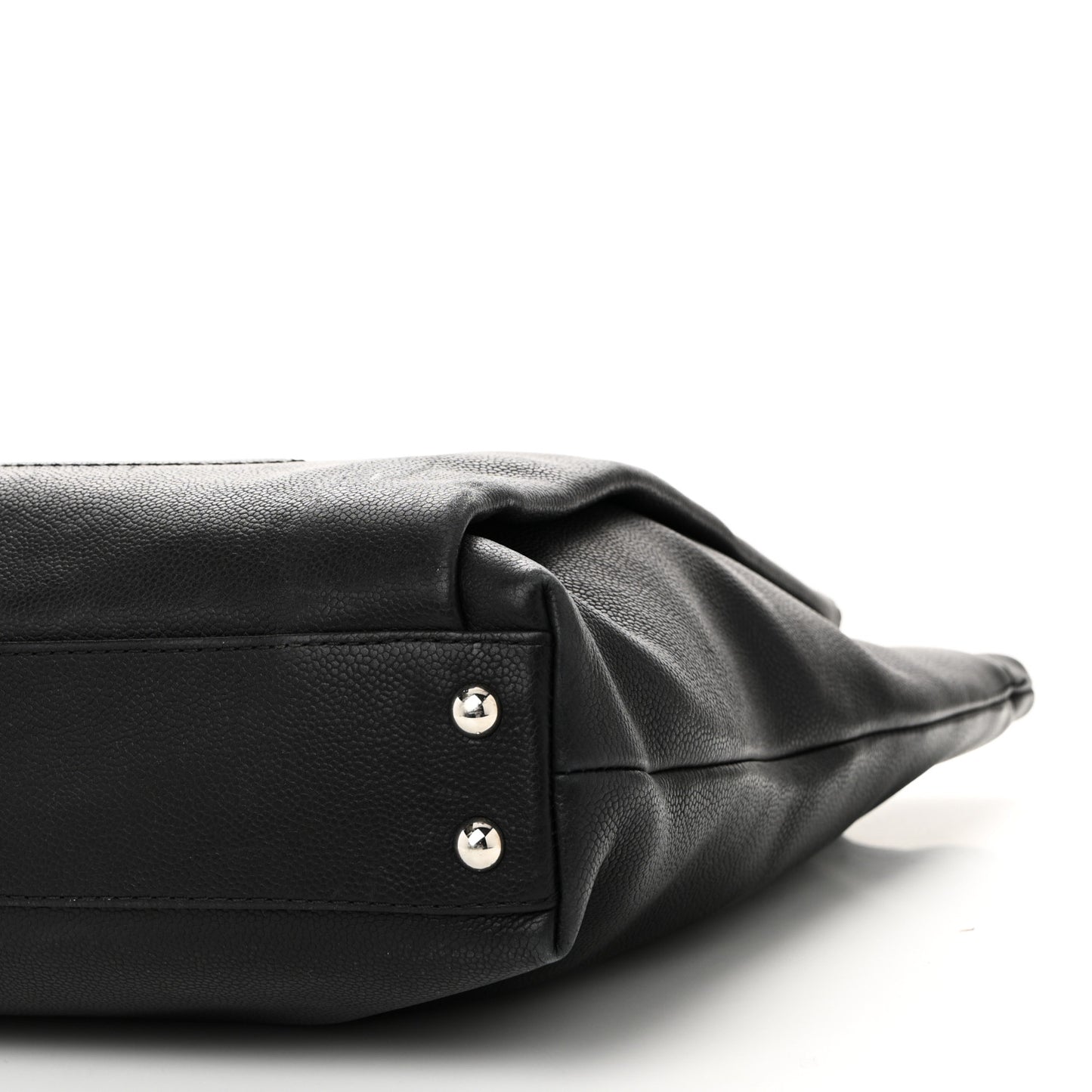 Caviar Large CC Tuck Tote Black