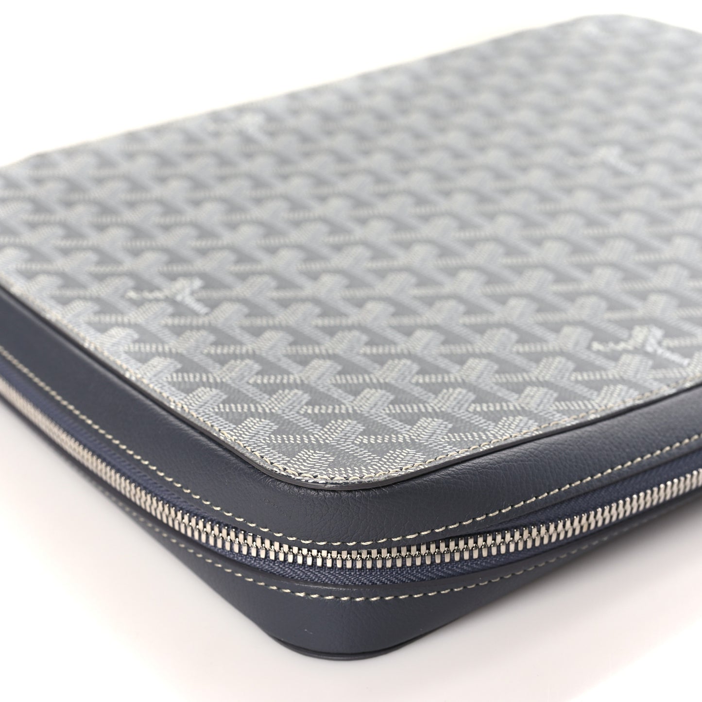 Goyardine Universal Companion Portfolio Grey