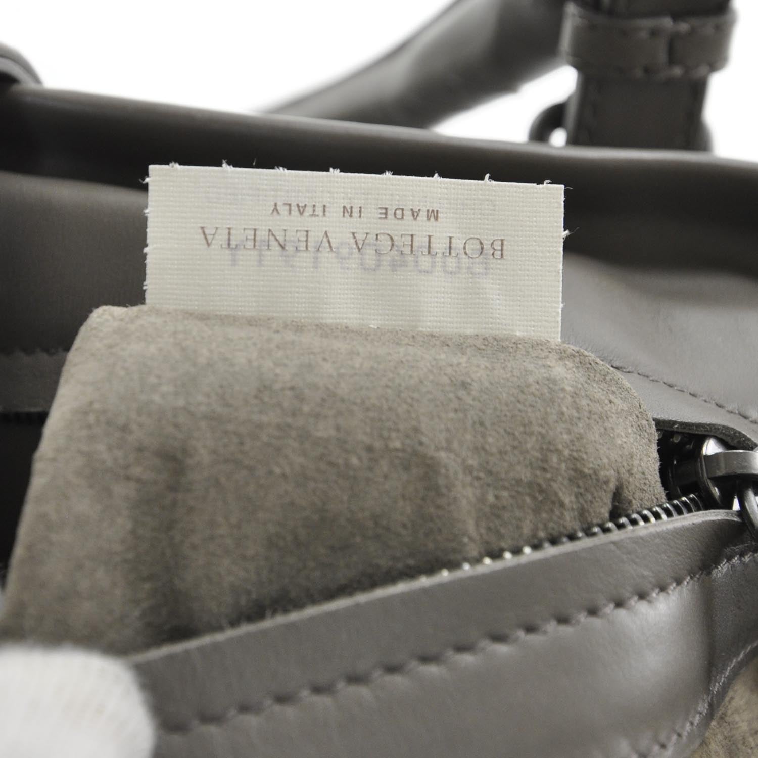 Bottega Veneta Leather Intrecciato Roma Tote Shadow 8 of 9