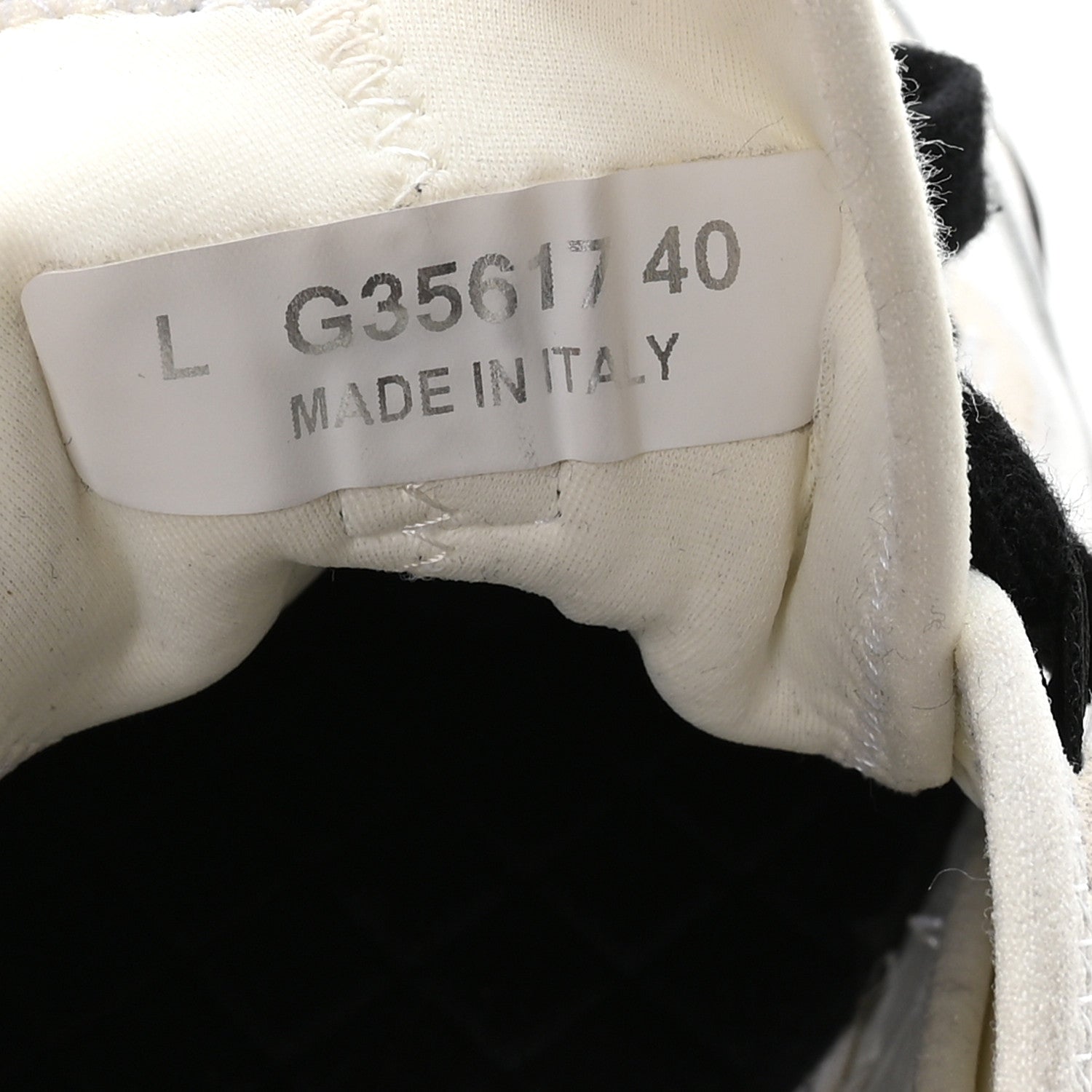 Chanel Velvet Calfskin Mixed Fibers CC Sneakers 40 Ivory Black 7 of 8