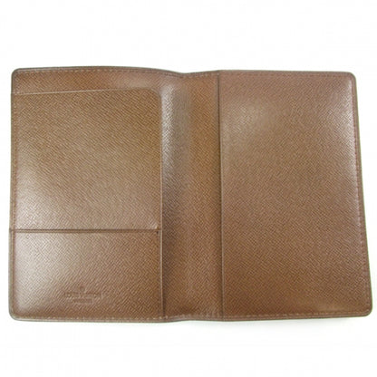 Louis Vuitton Monogram Passport Cover 5 of 5