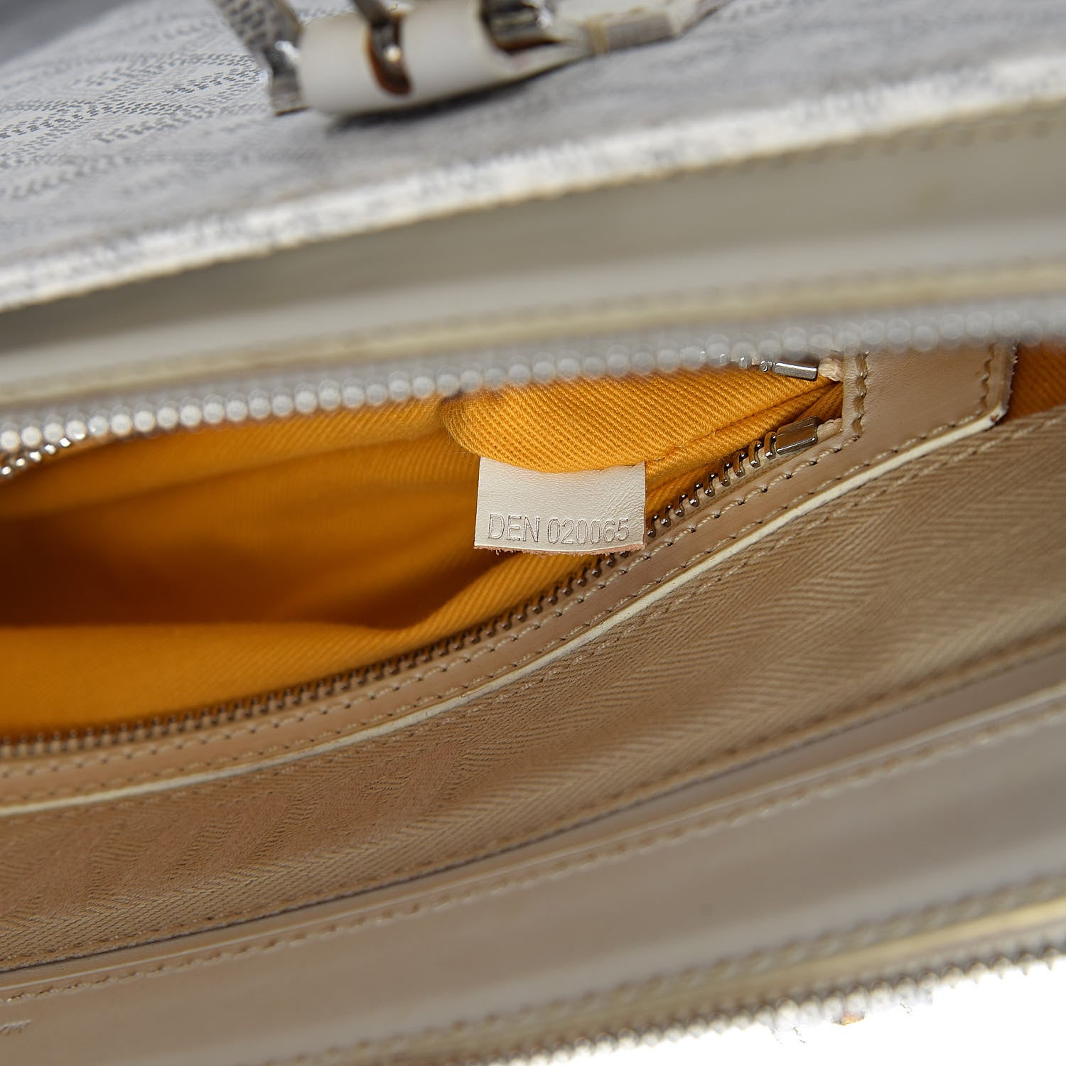 Goyard Goyardine Okinawa MM White 7 of 14