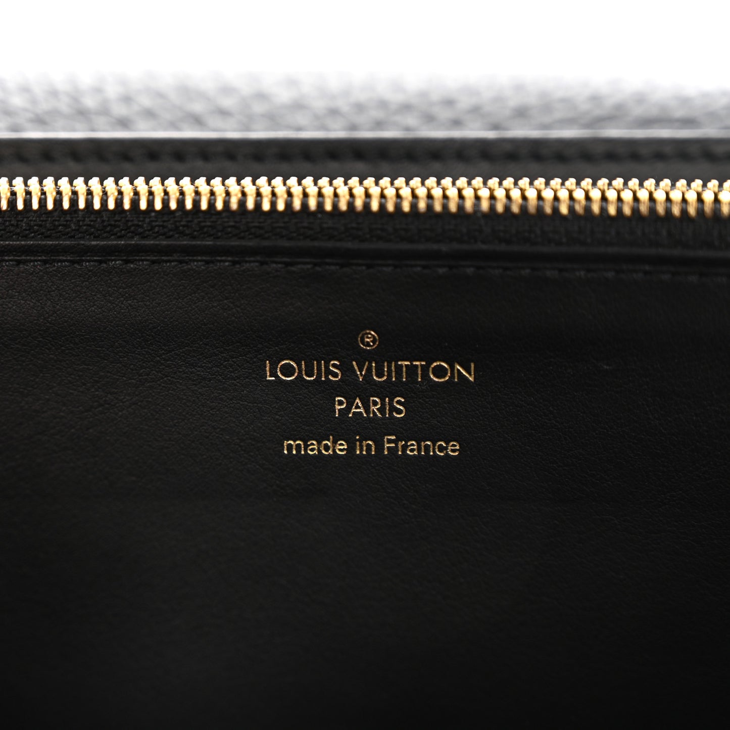 Taurillon Studded Sol Capucines Wallet Black